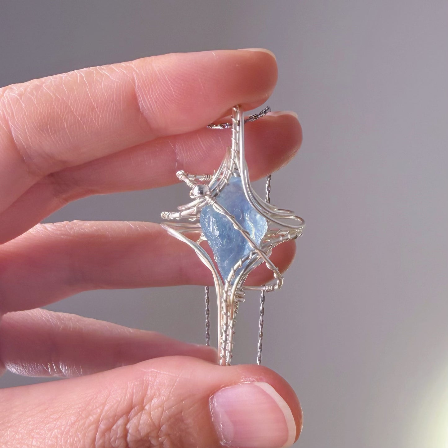 Quartzberry - Natural Raw Aquamarine Crystal Polaris Shape Wire Wrapped Necklace - One-of-a-kind
