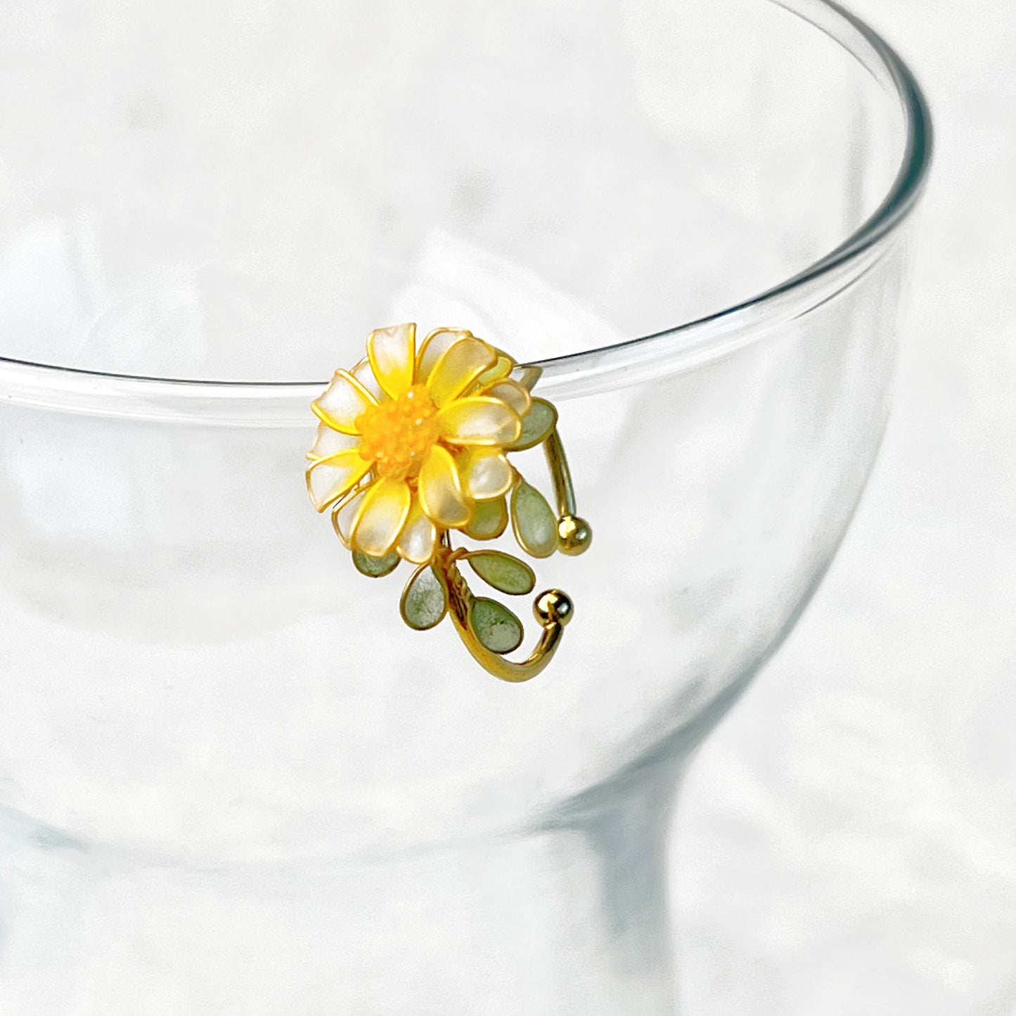 Handmade Little Yellow Daisy Flower Ring-Ninaouity