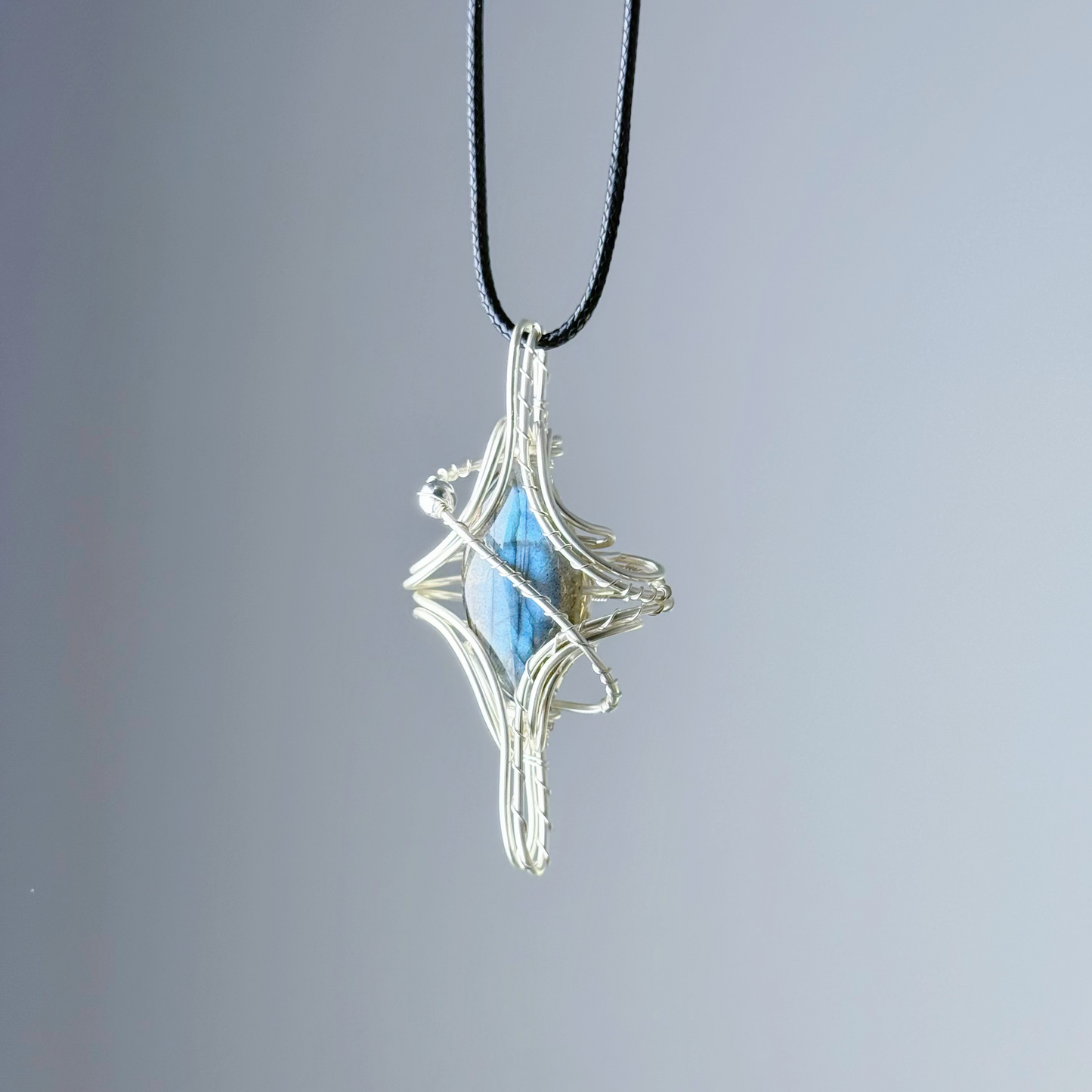 Silver Blue Labradorite Polaris Wire Wrap Necklace-Ninaouity