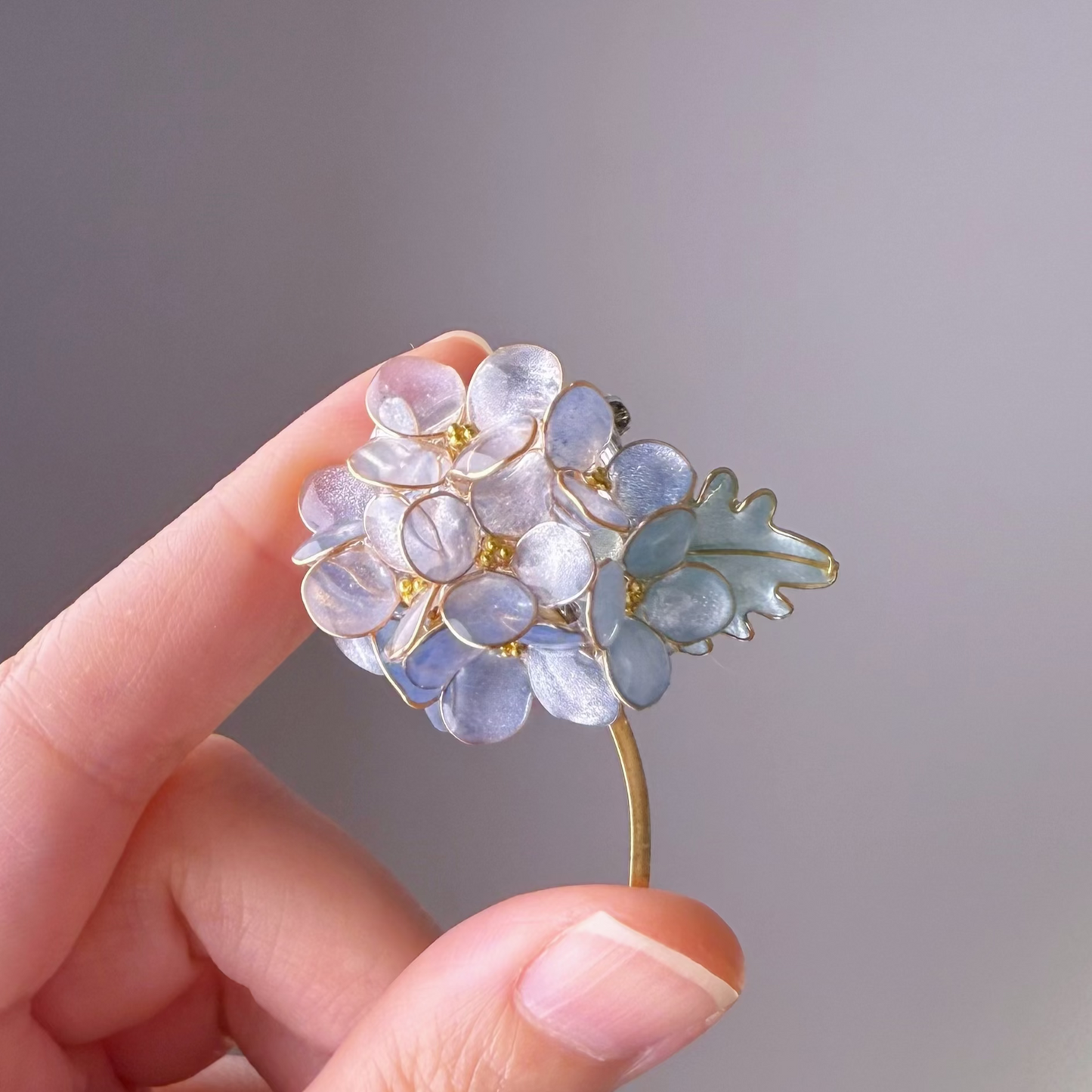 Handmade Blue Hydrangeas Flower Bouquet Brooch and Hair Clip-Ninaouity