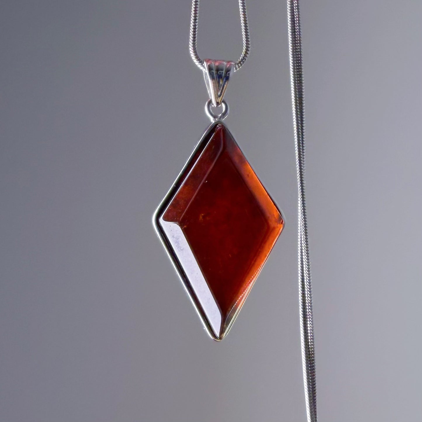 Quartzberry - Root Chakra Natural Red Garnet Diamond Edge Shape Gemstone Crystal Necklace - One-of-a-kind