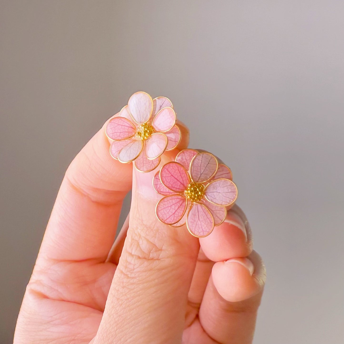 Handmade Macaron Colour Dried Hydrangeas Flower Petals Earrings