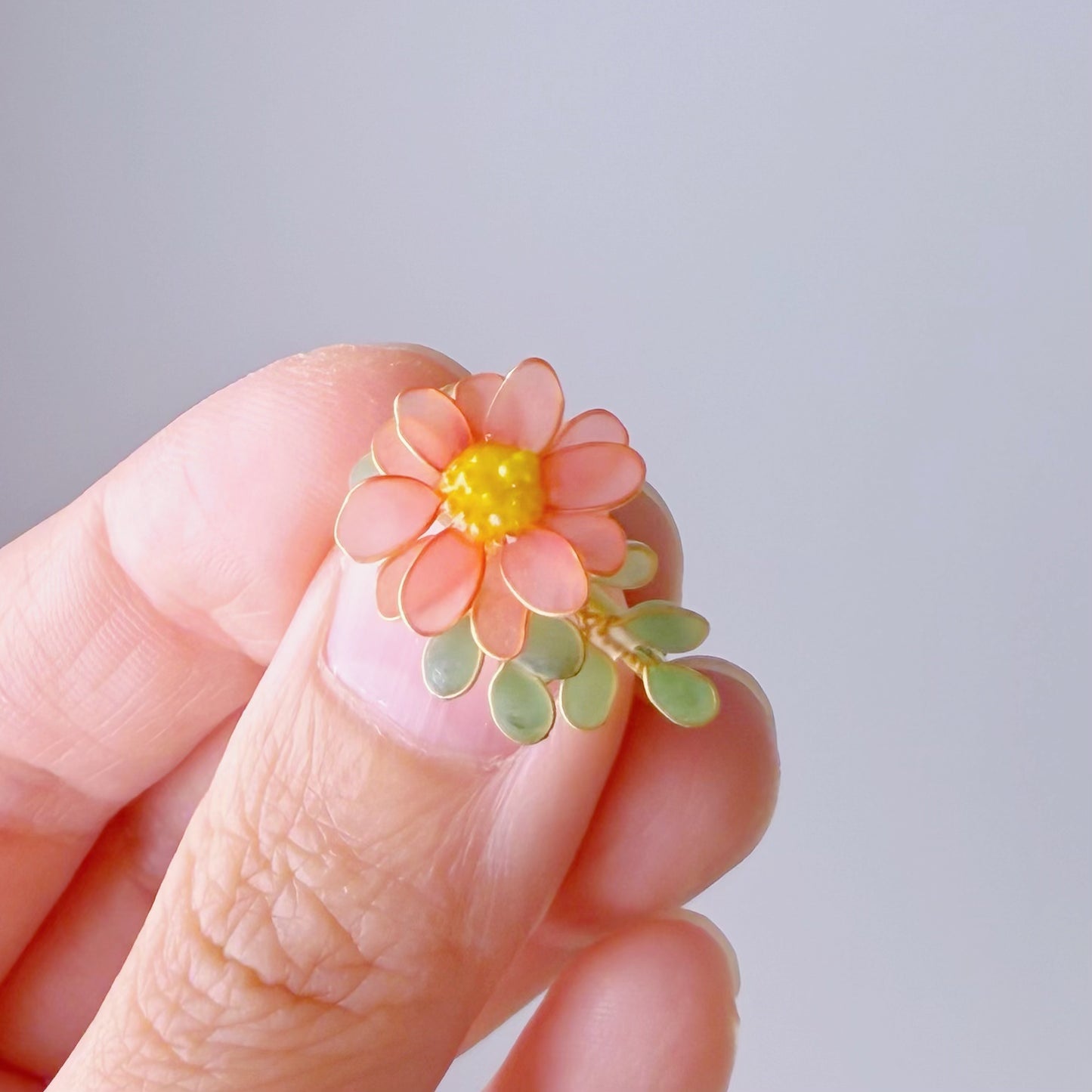 Handmade Little Pink Daisy Wire and Resin Flower Ring