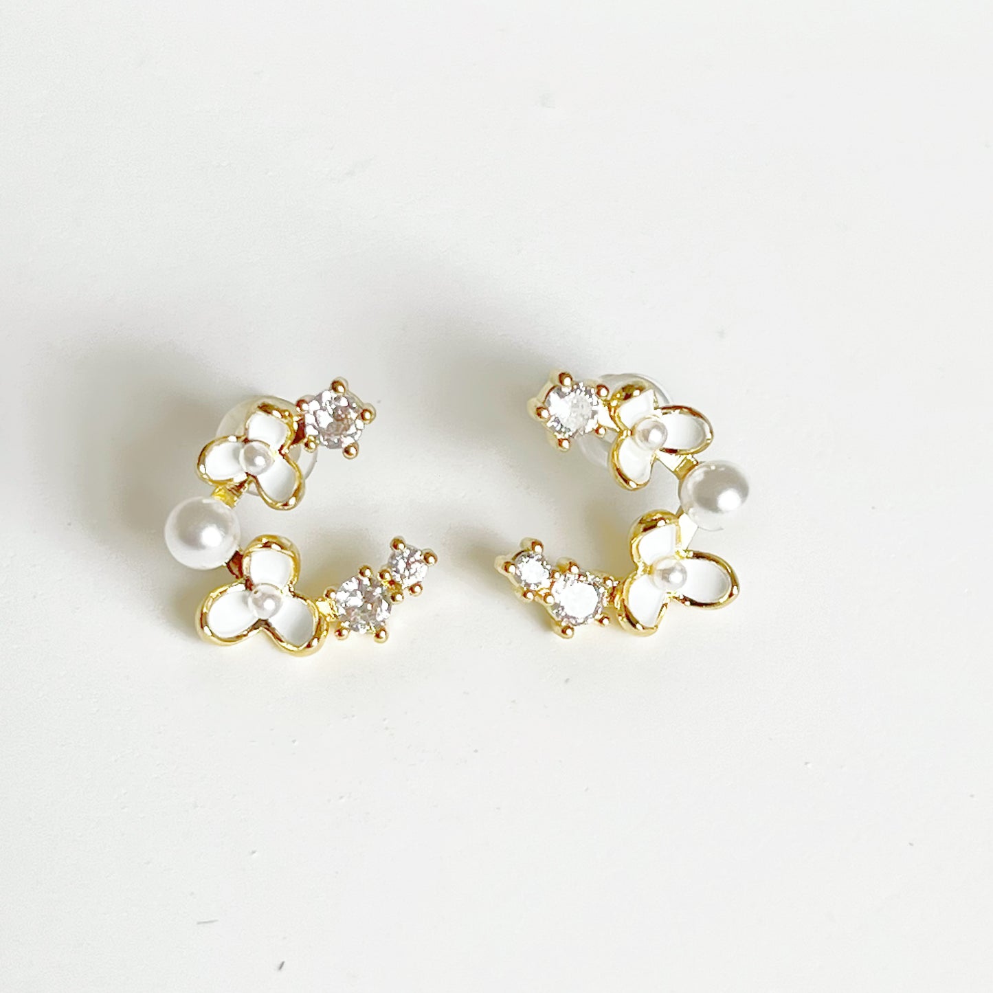 Little White Flowers Wreath Earrings-Ninaouity