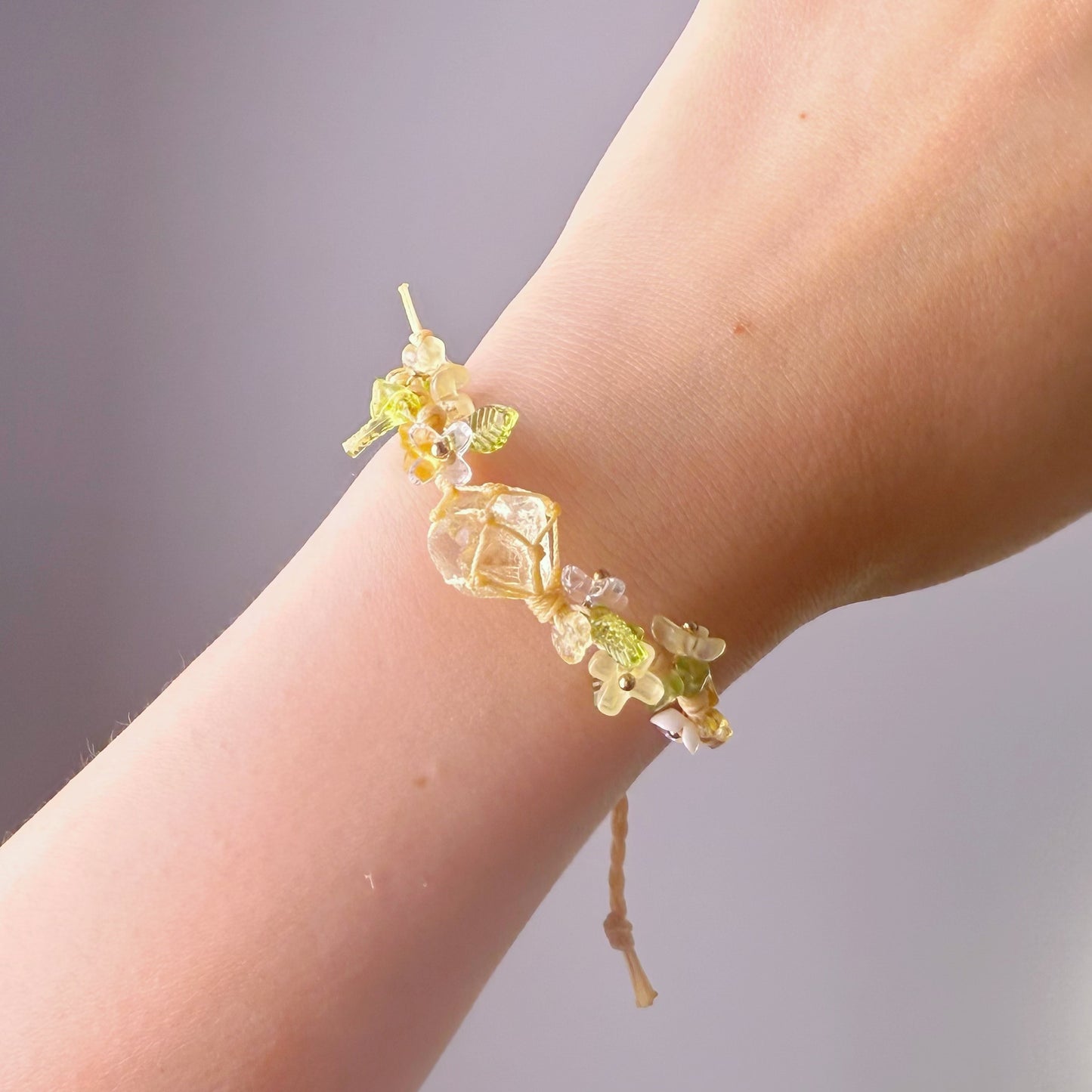 Quartzberry - Solar Plexus Chakra Citrine Raw One Crystal Handmade Macrame Bracelet