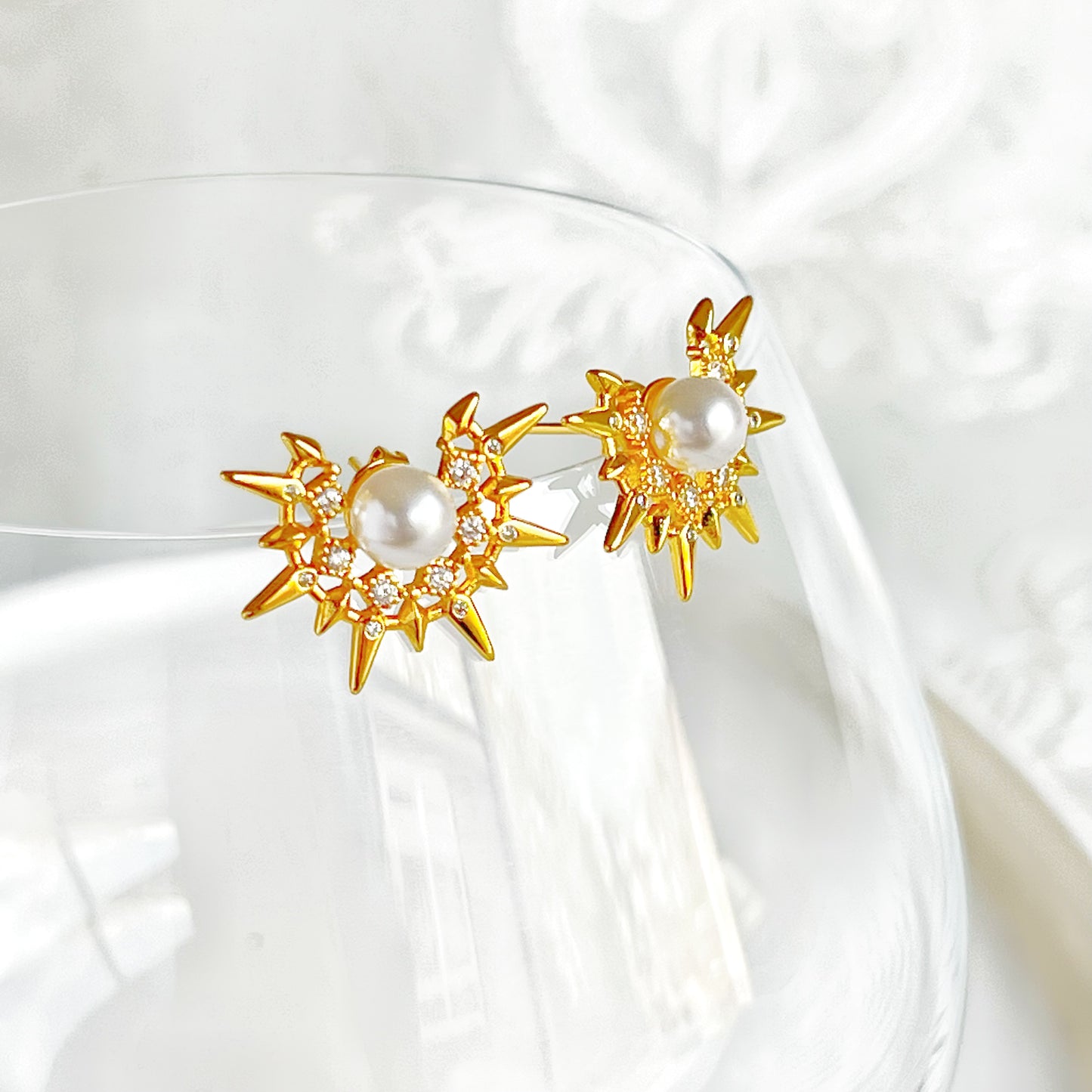 The Shining Sun Stud Earrings-Ninaouity