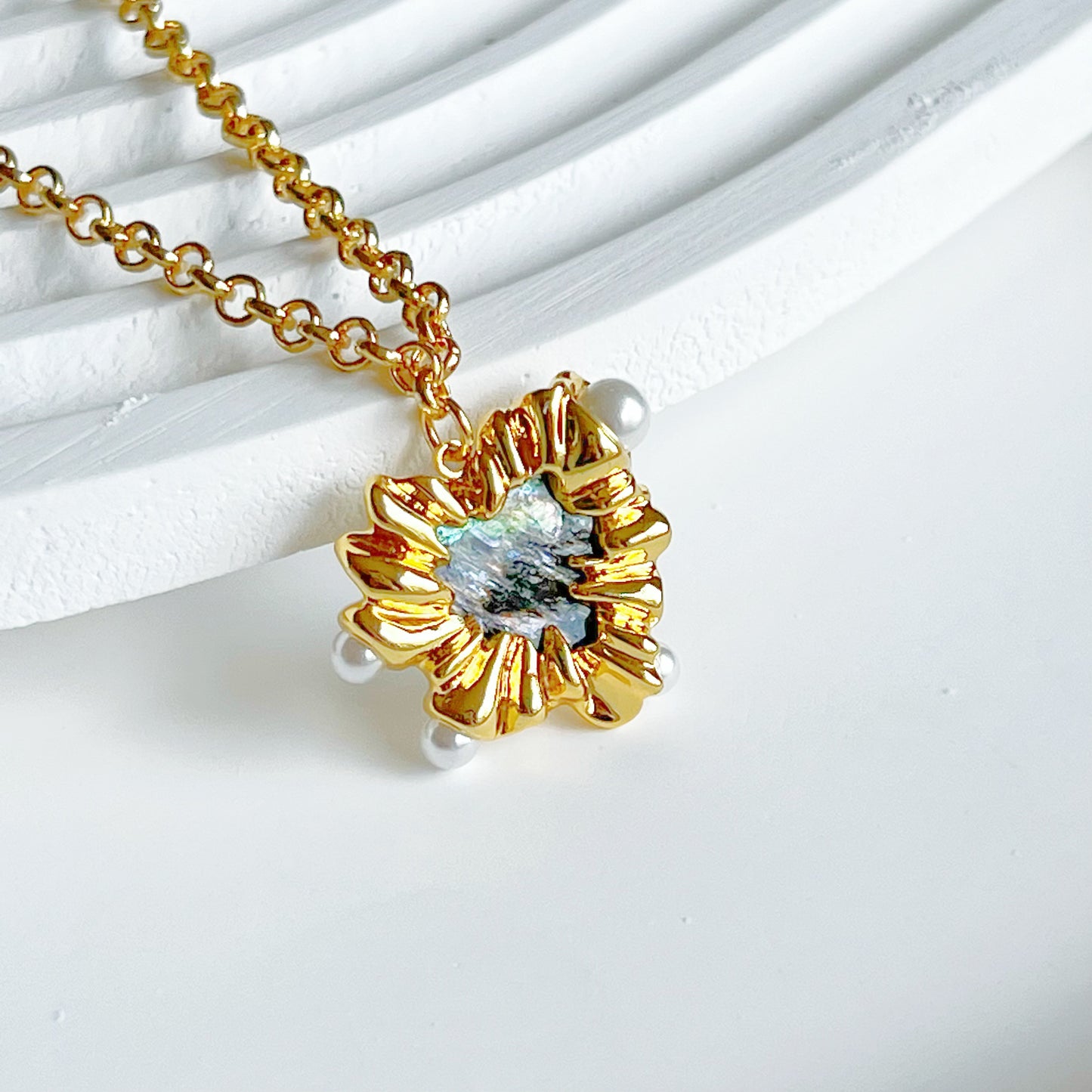 Gold Heart with Pearls Charm Necklace-Ninaouity