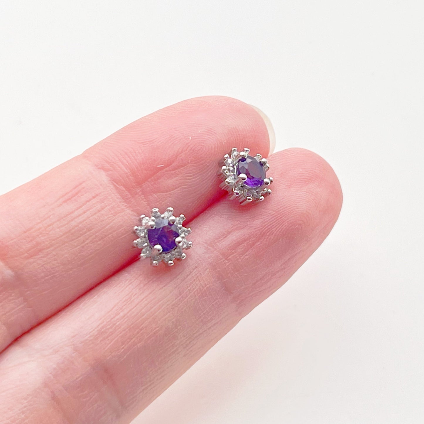 Amethyst Silver Stud Earrings-Ninaouity