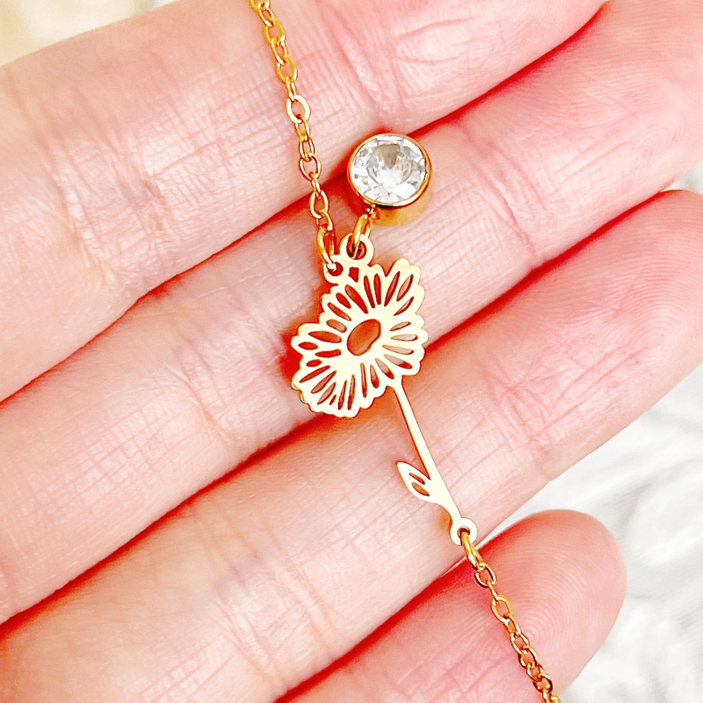 April Birth Flower Daisy Bracelet-Ninaouity