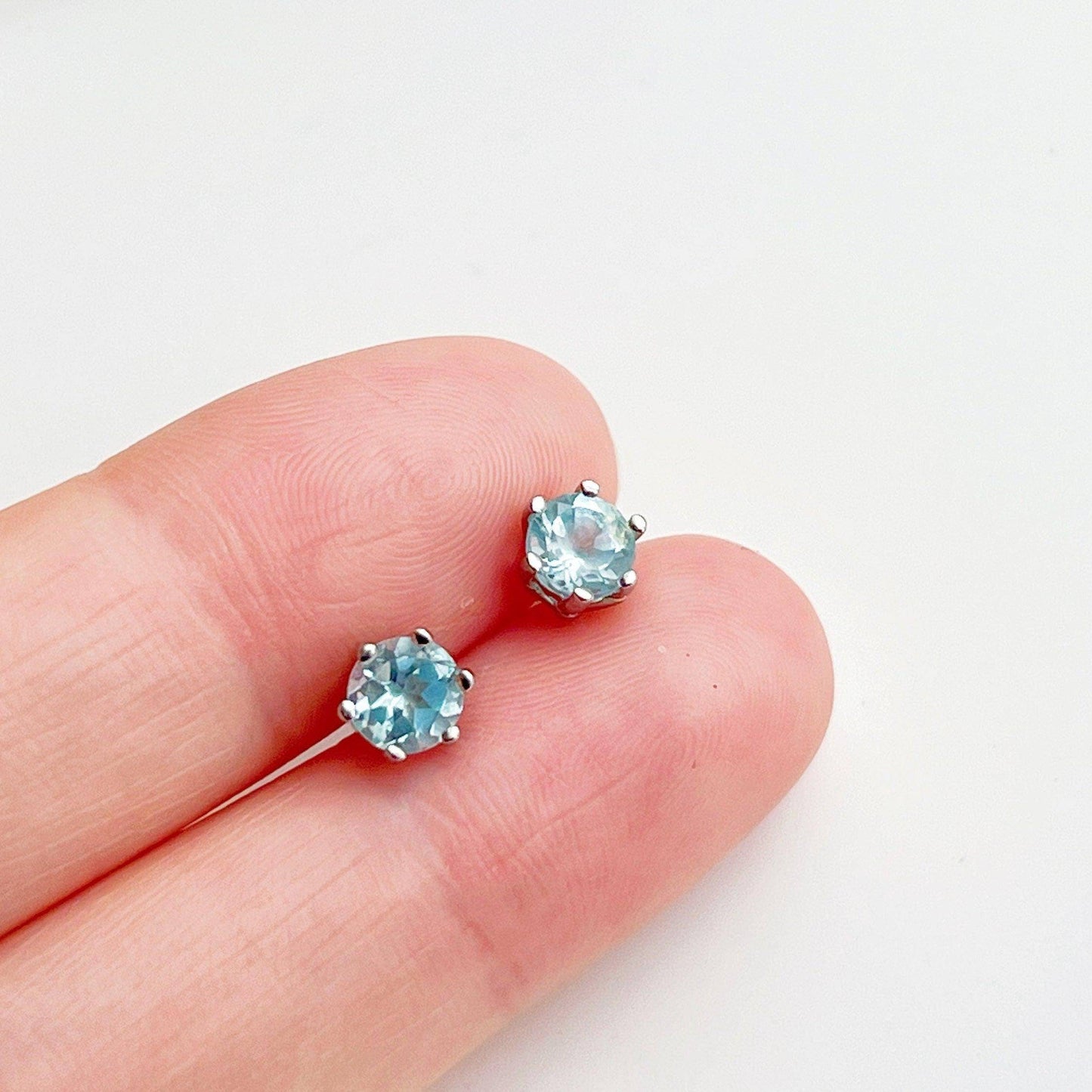 Aquamarine Studs Earrings - Blue March Birthstone Gift-Ninaouity