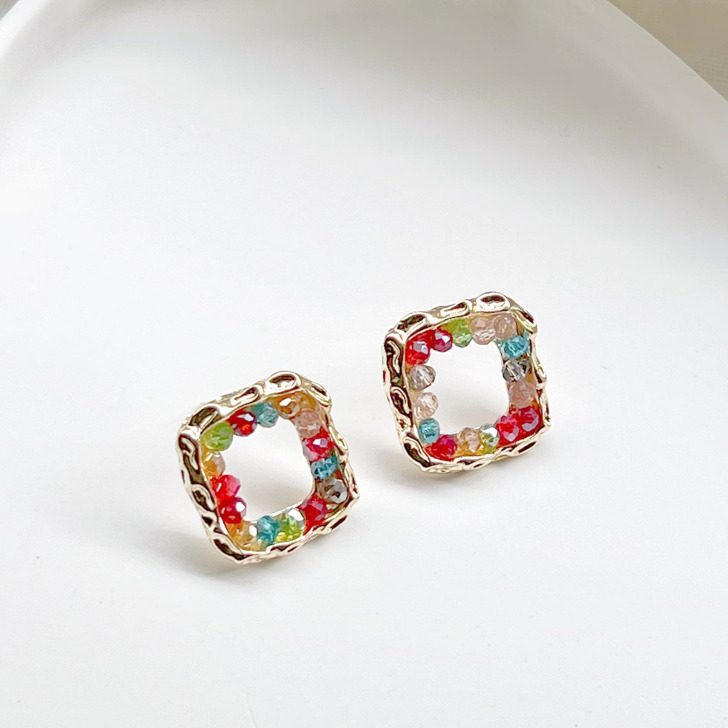 Beads on Square Hoop Earrings-Ninaouity