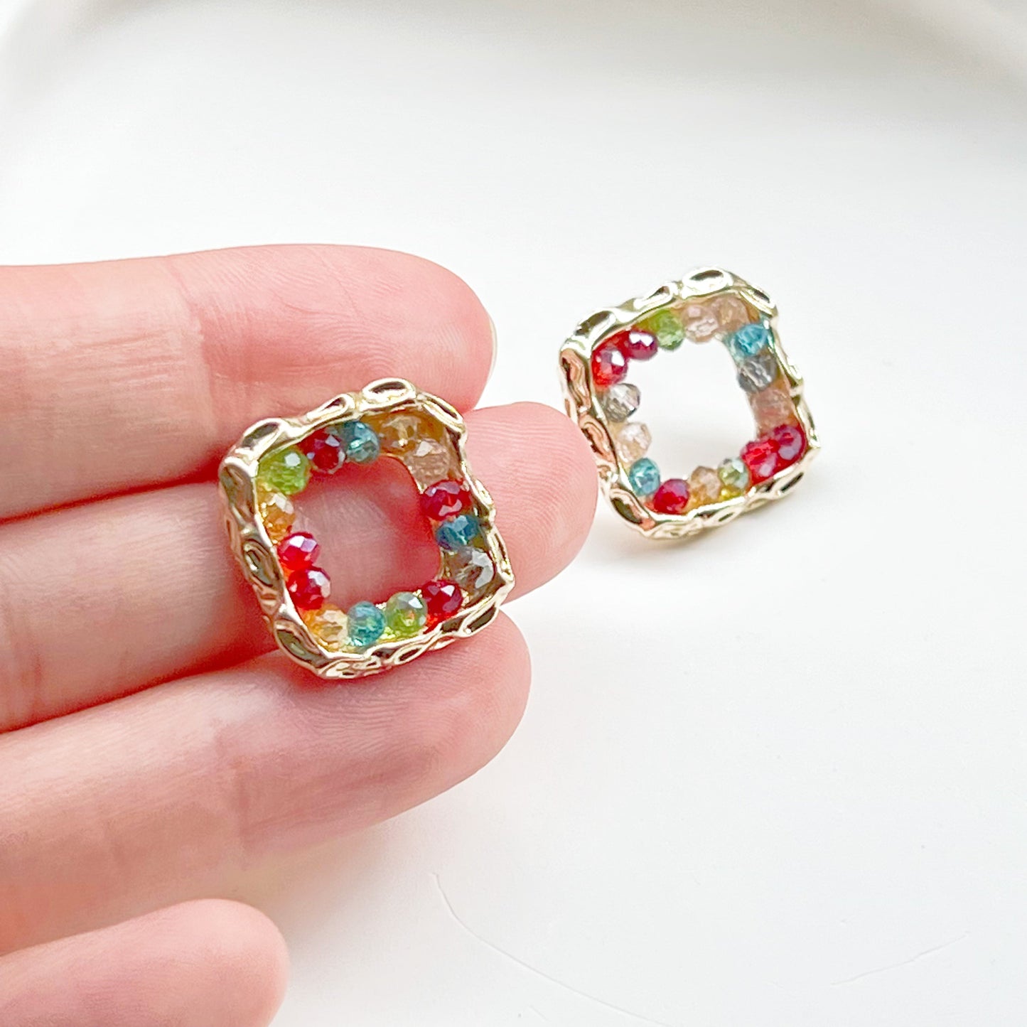 Beads on Square Hoop Earrings-Ninaouity