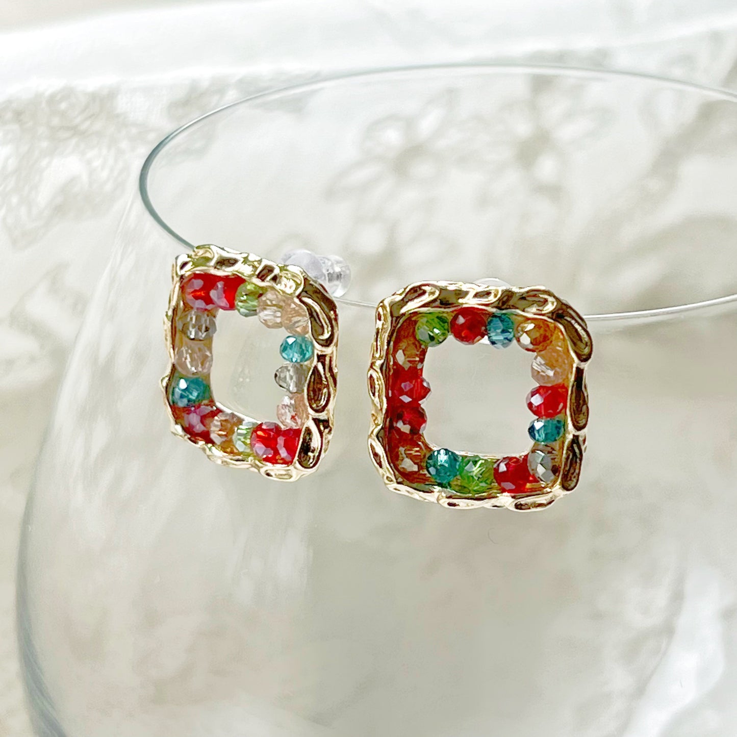 Beads on Square Hoop Earrings-Ninaouity