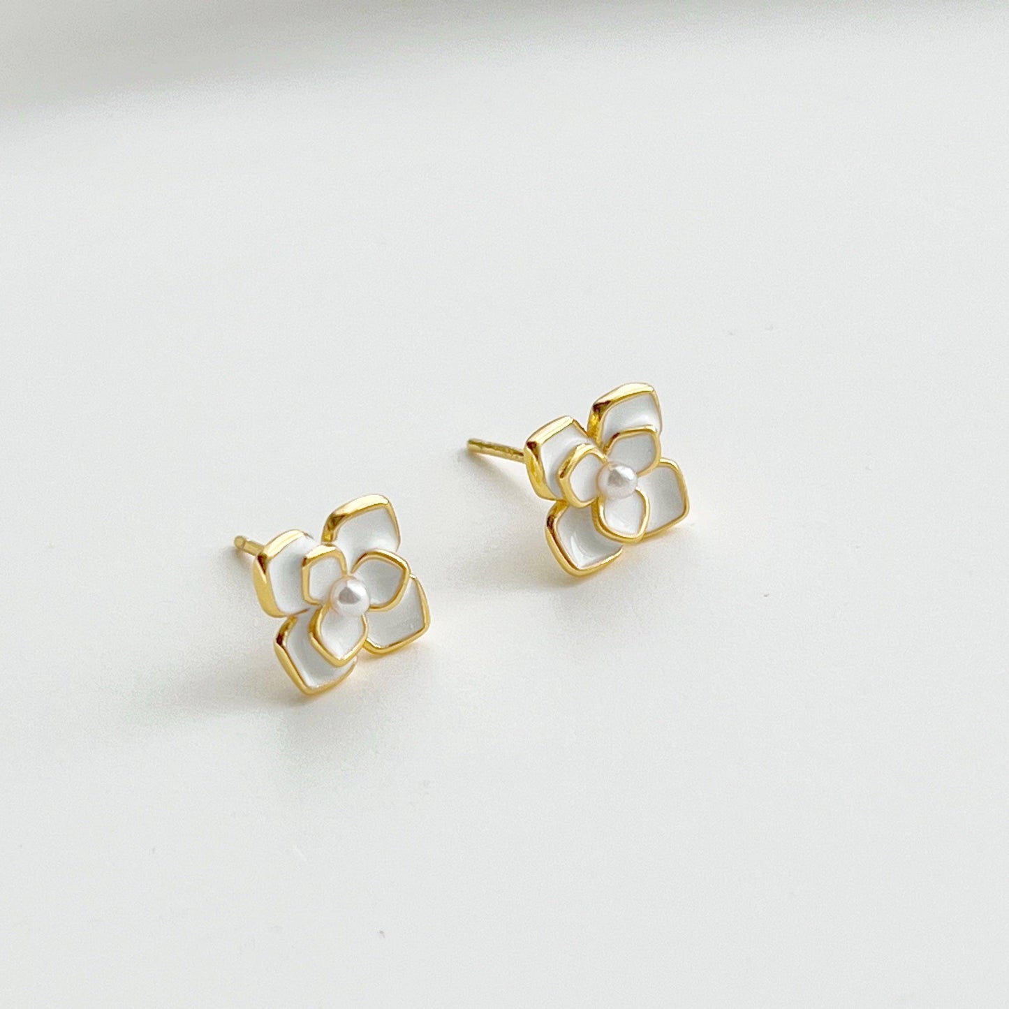 Camellia earrings - White Camellia Flower Shape Sterling Silver Stud Earrings-Ninaouity