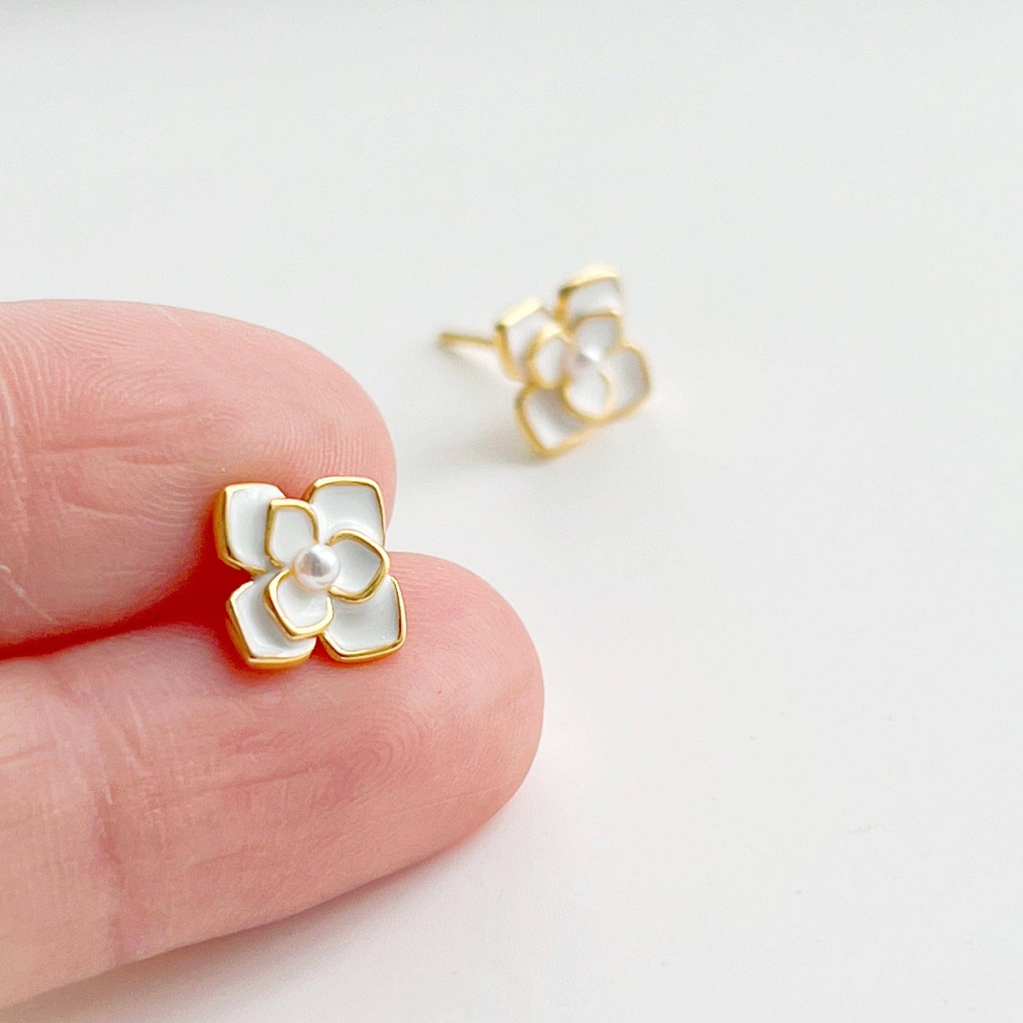 Camellia earrings - White Camellia Flower Shape Sterling Silver Stud Earrings-Ninaouity