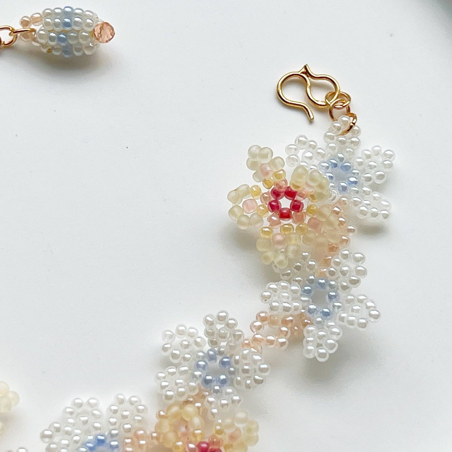 Daisy Chain Beaded Bracelet-Ninaouity
