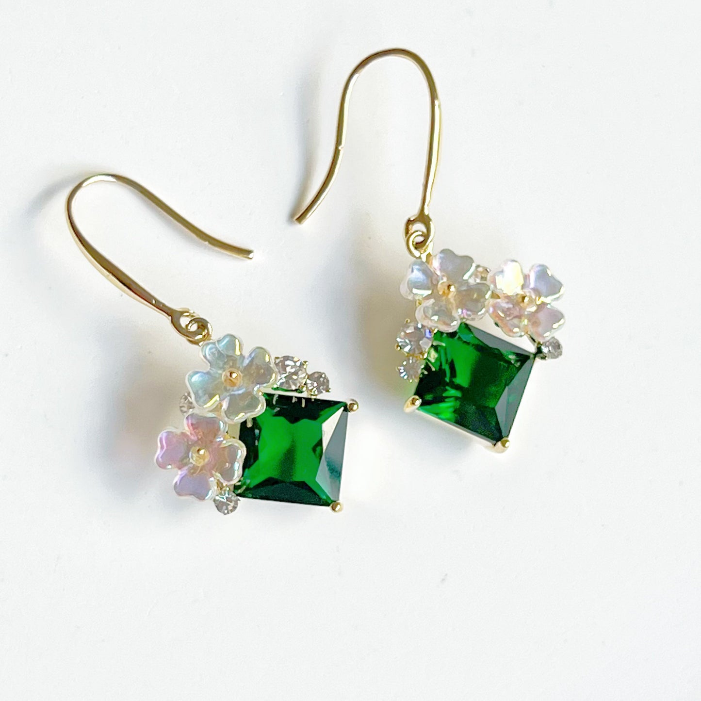 Flowers with Emerald Green Crystal Drop Earrings-Ninaouity