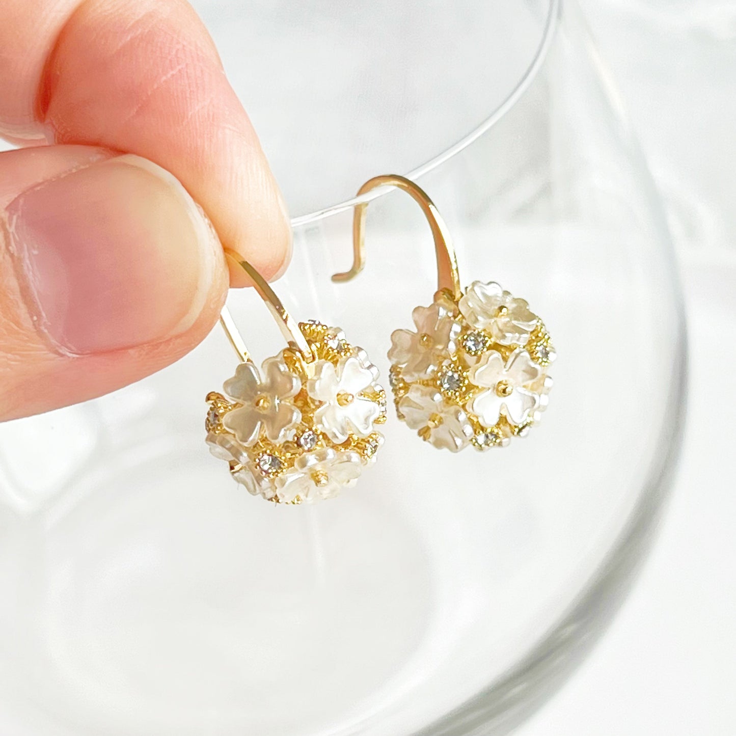 Gold Hydrangea Flower Drop Earrings-Ninaouity