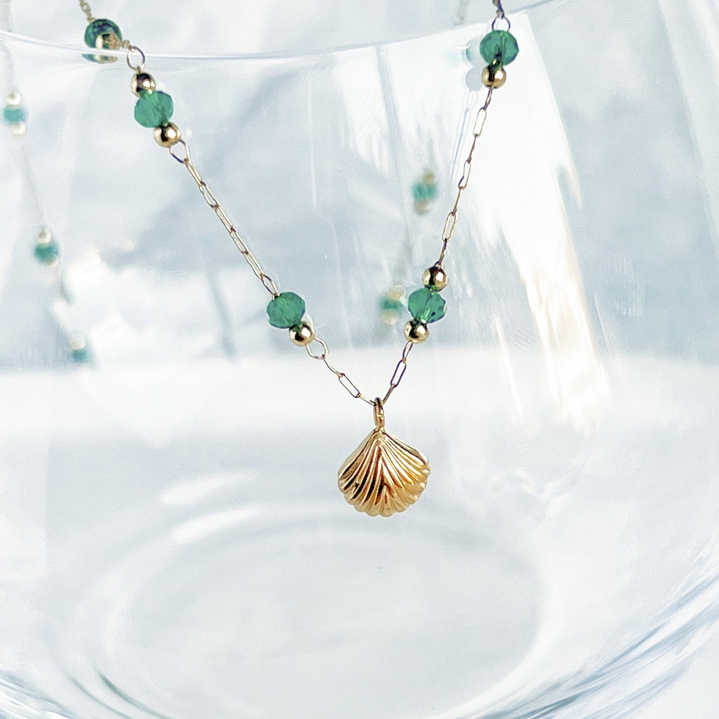 Gold Shell and Green Crystal Beads Chain Necklace-Ninaouity