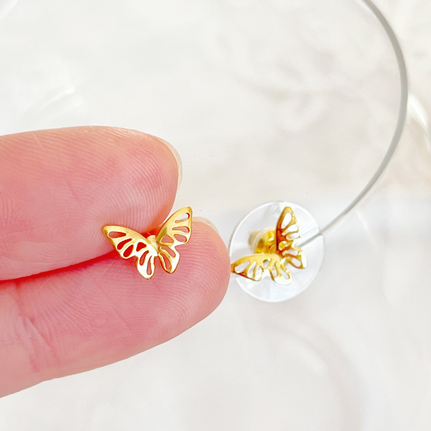 Golden Butterfly Hollow Out Stud Earrings-Ninaouity