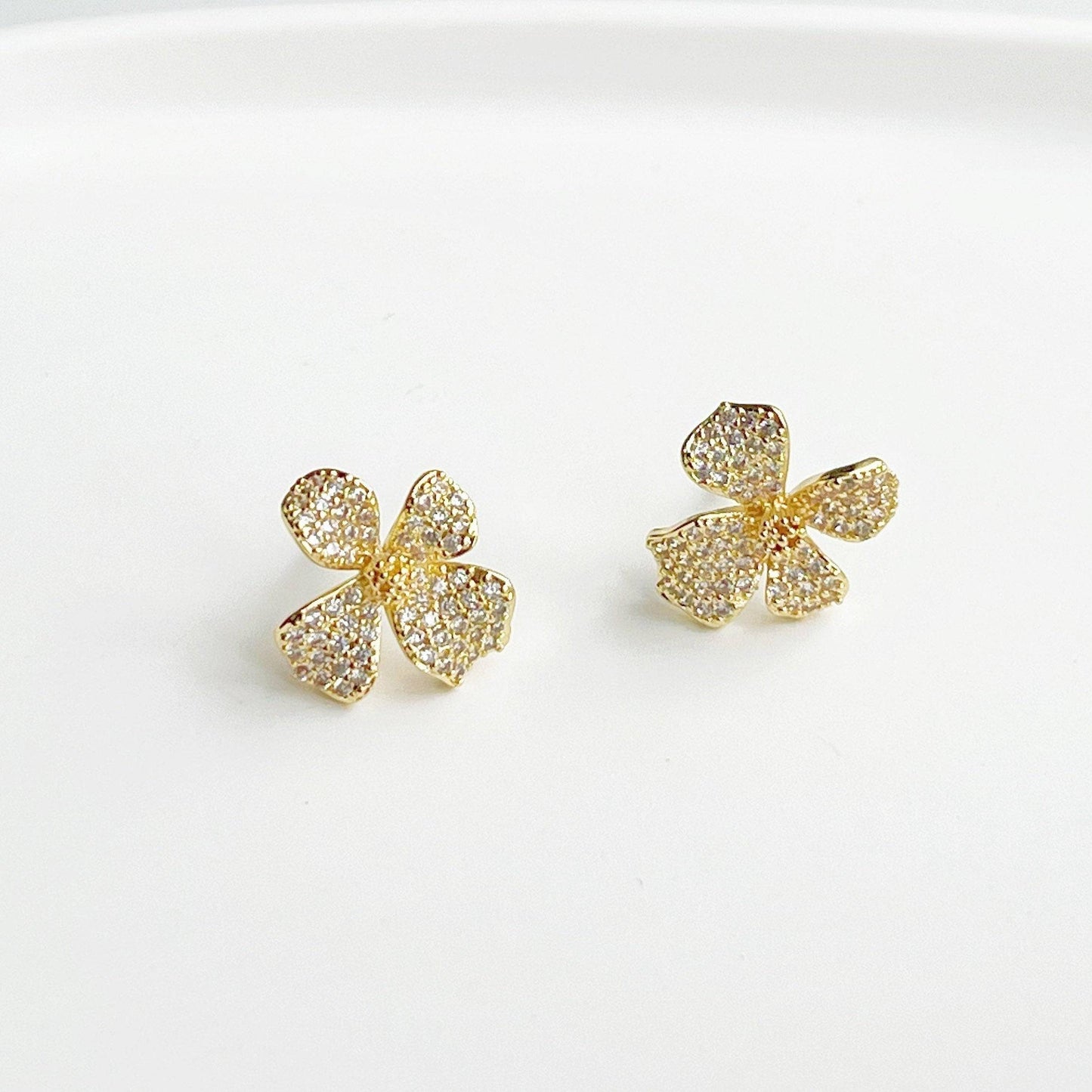 Golden Four Petals Shamrock Earrings - Mini Crystal Sterling Silver Studs Earrings-Ninaouity