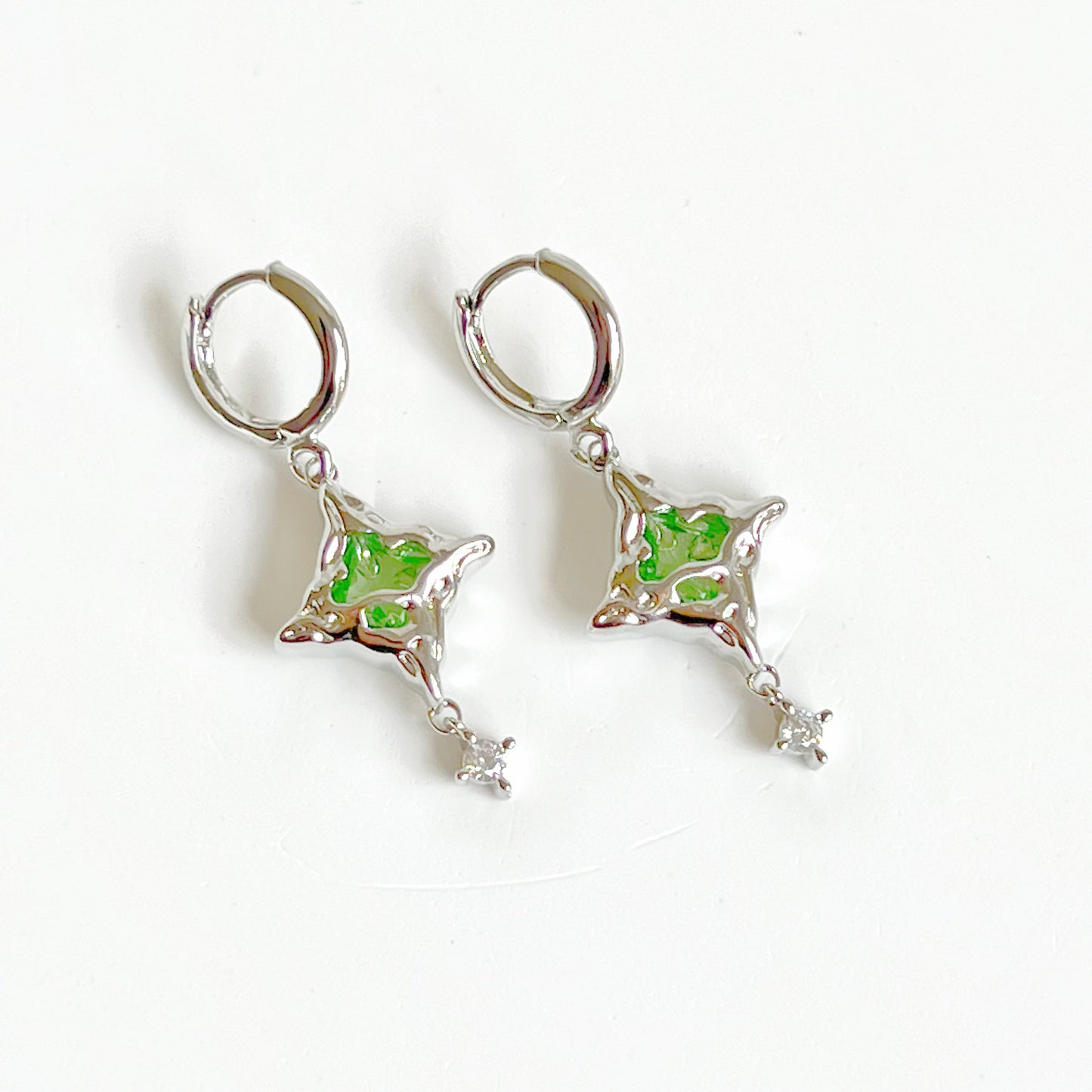 Green Northern Lights Pole Star Drop Earrings-Ninaouity