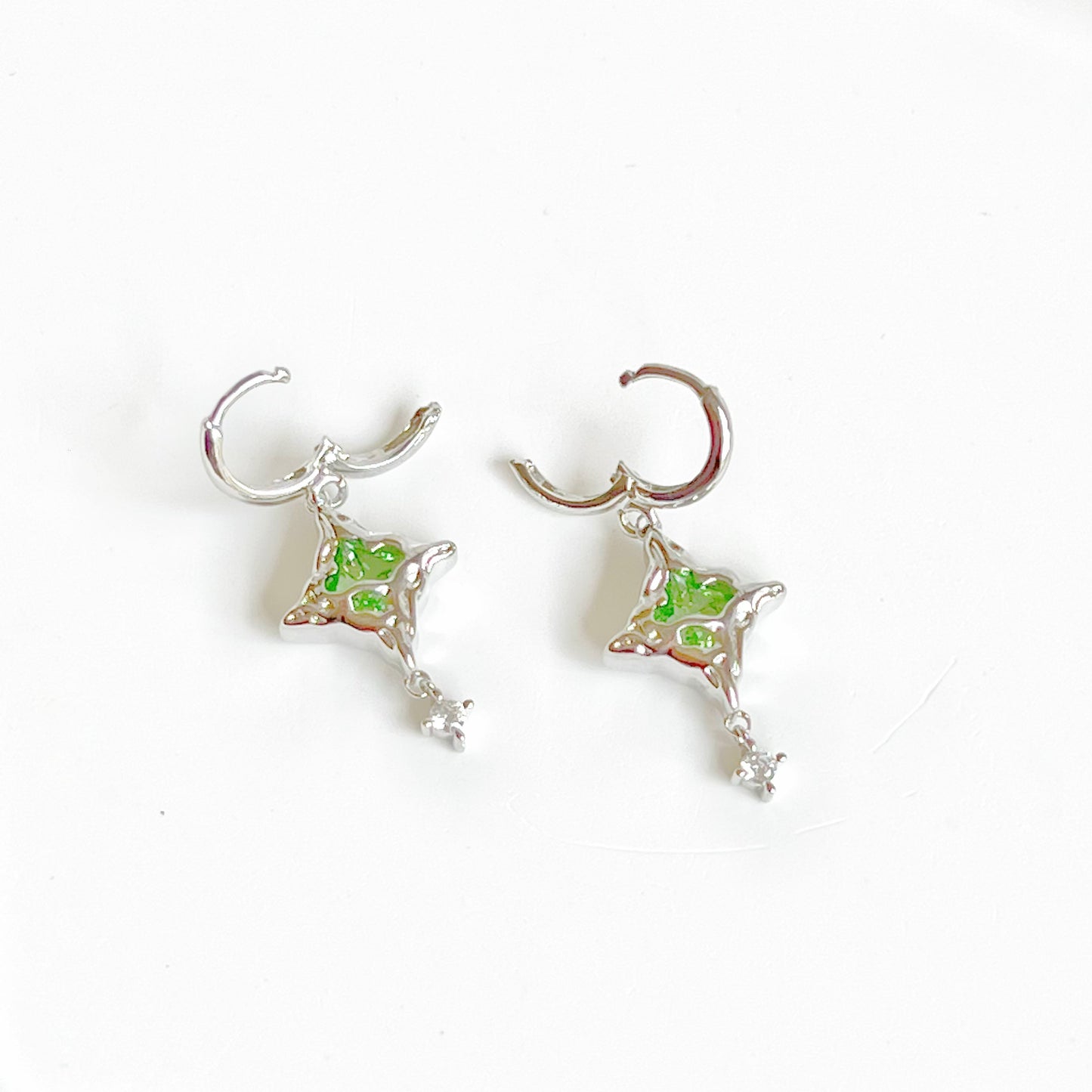 Green Northern Lights Pole Star Drop Earrings-Ninaouity