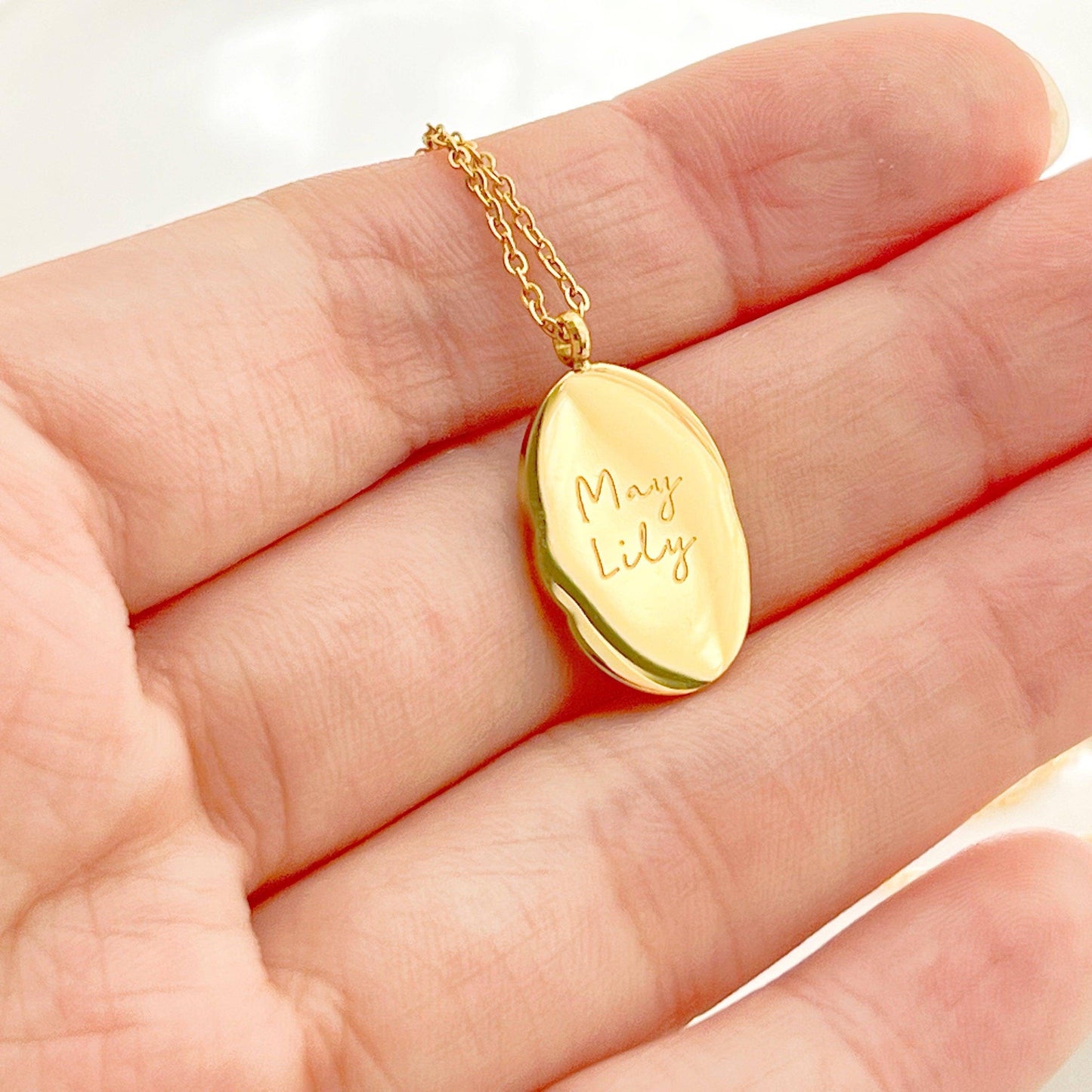 Lily Pendant Necklace - May Birth Flower Gold Plated Stainless Steel Necklace-Ninaouity