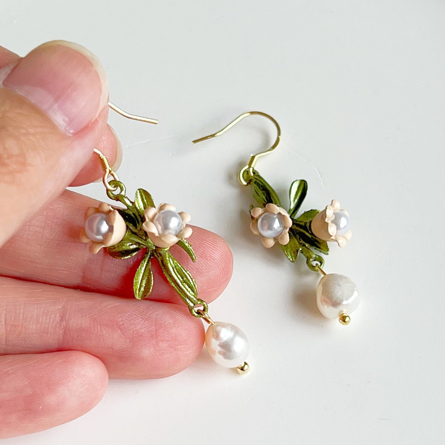 Little White Bell Flower with Pearl Drop Earrings-Ninaouity
