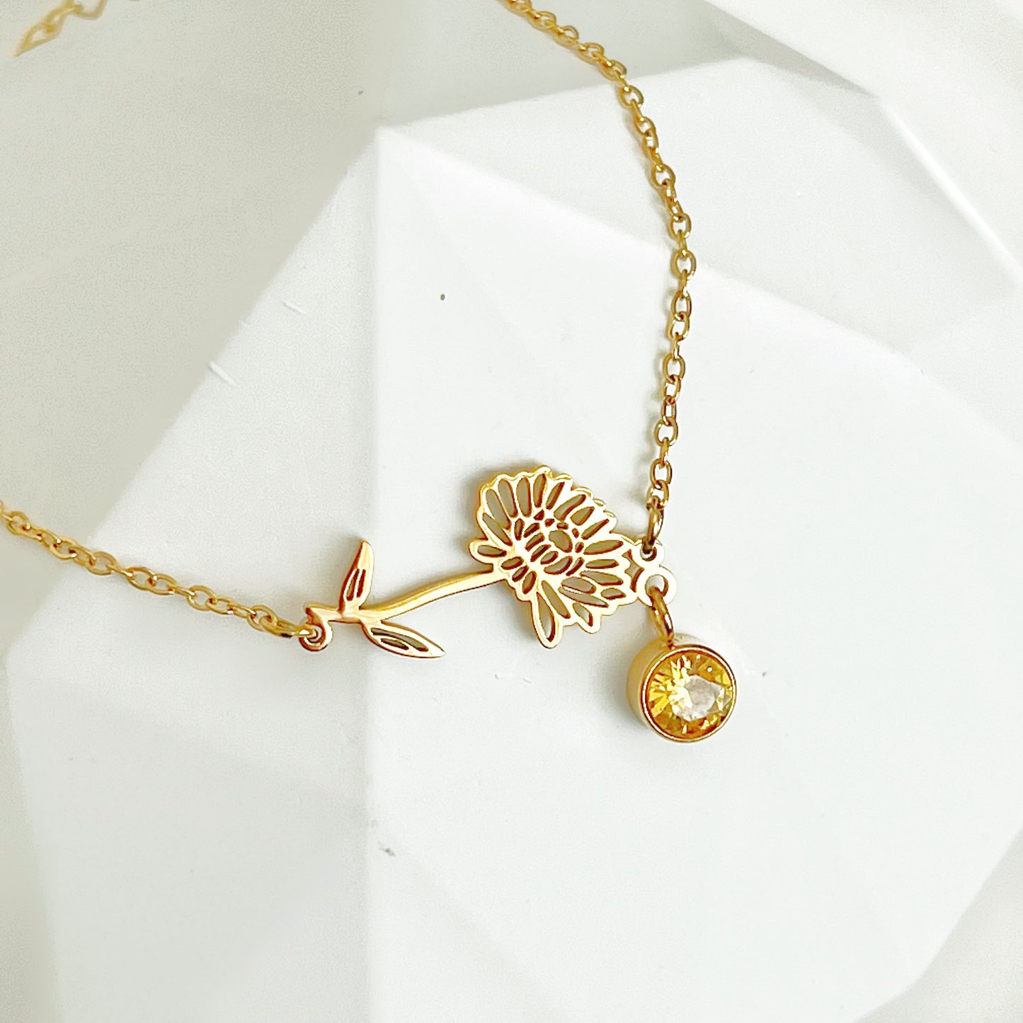 November Birth Flower Chrysanthemum Bracelet-Ninaouity