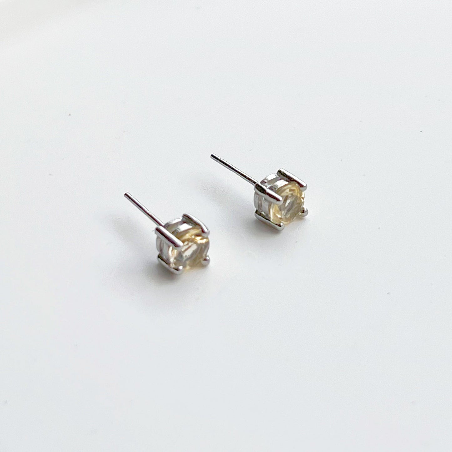 November Birthstone Citrine Stud Earrings-Ninaouity