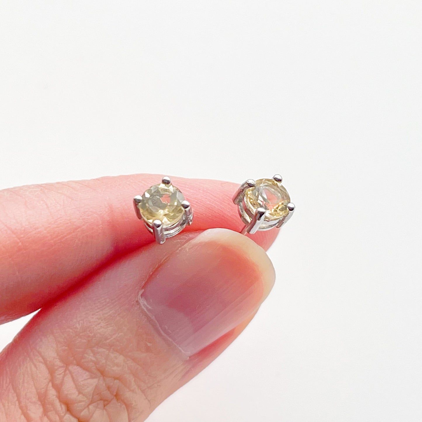 November Birthstone Citrine Stud Earrings-Ninaouity