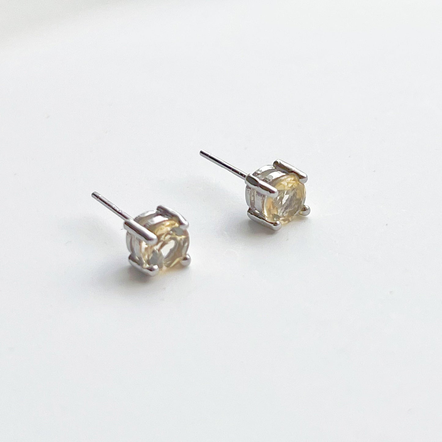 November Birthstone Citrine Stud Earrings-Ninaouity