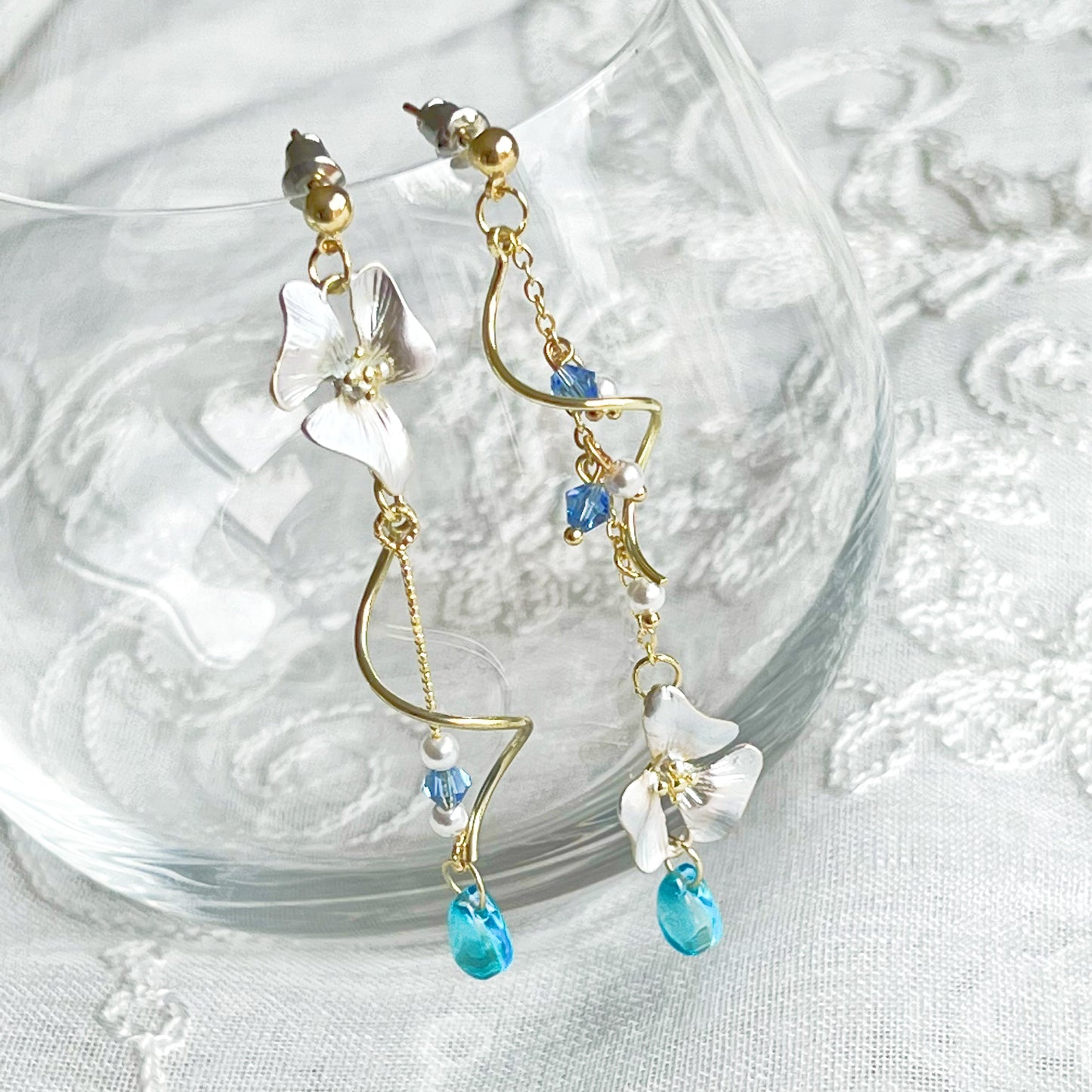 Purple Violas Pansy Flower Mismatch Long Drop Earrings-Ninaouity