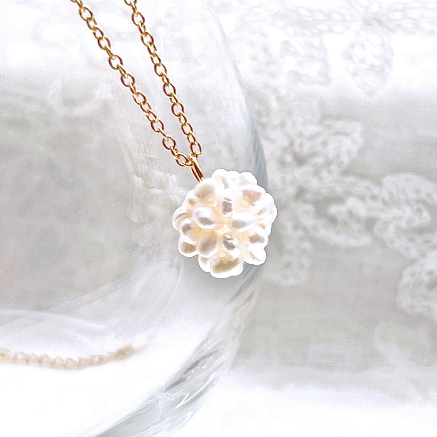 Small Freshwater Pearl Globe Necklace-Ninaouity