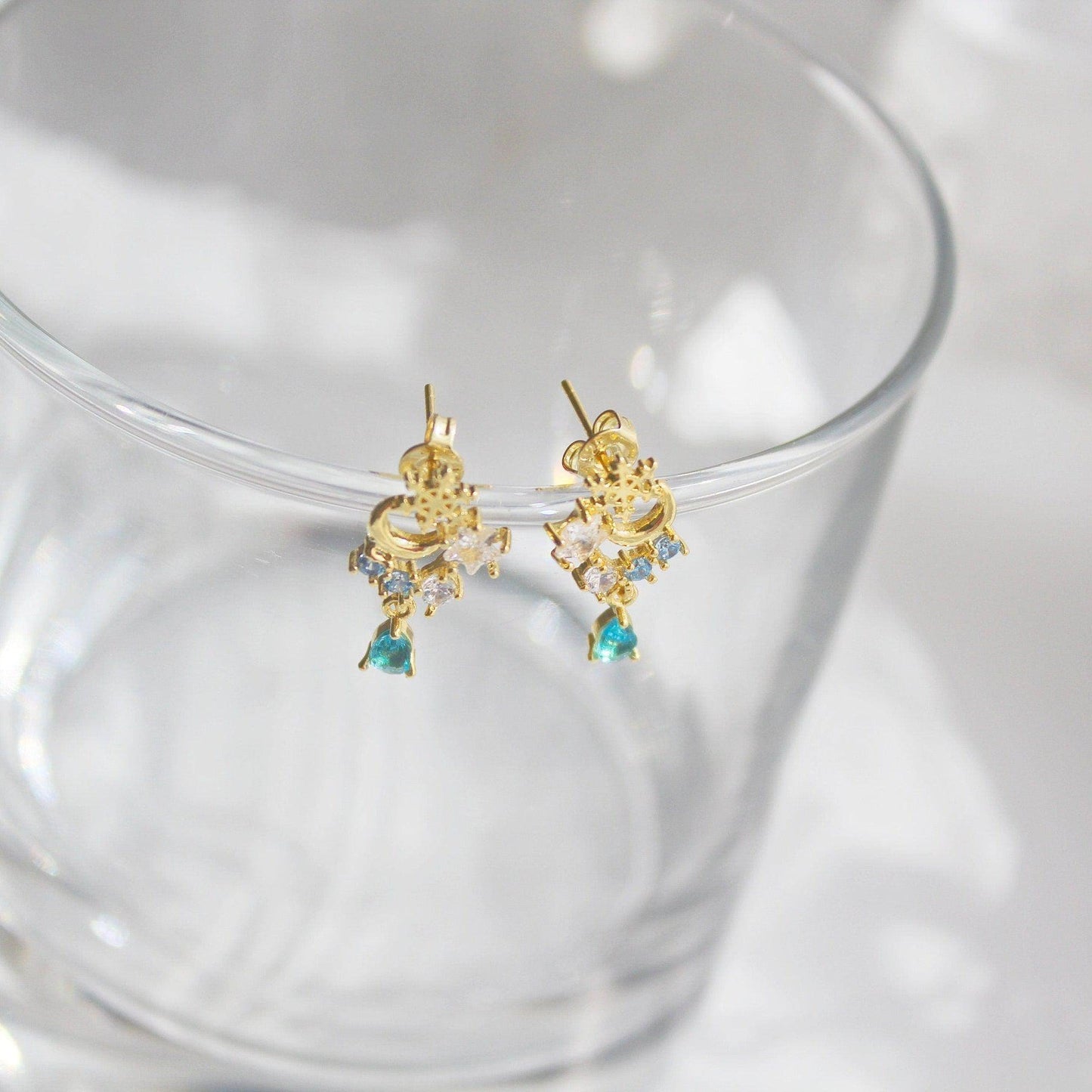 Snowflake and Blue Crystal Earrings - Mini Teardrop Crystal Stud Earrings-Ninaouity