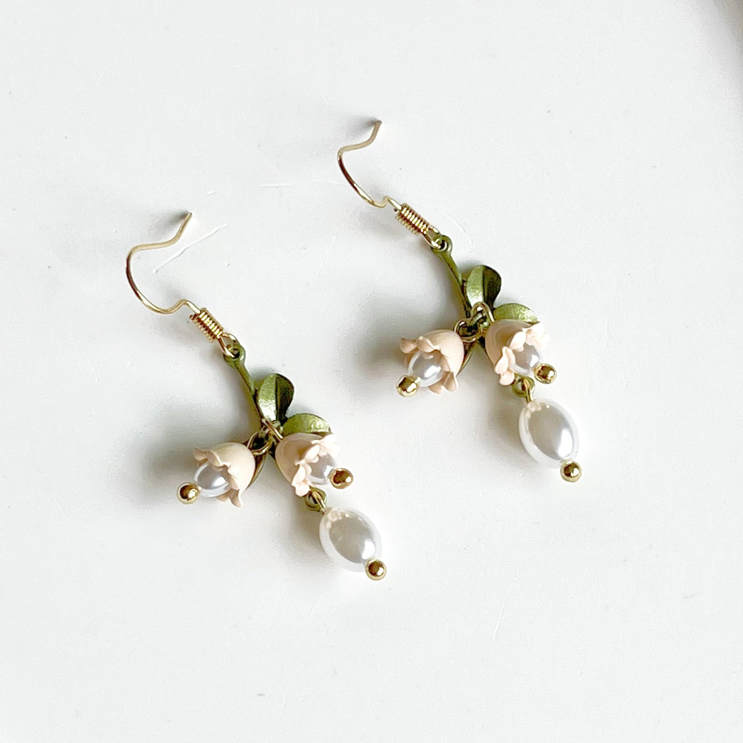 White Bellflower Little Drop Earrings-Ninaouity