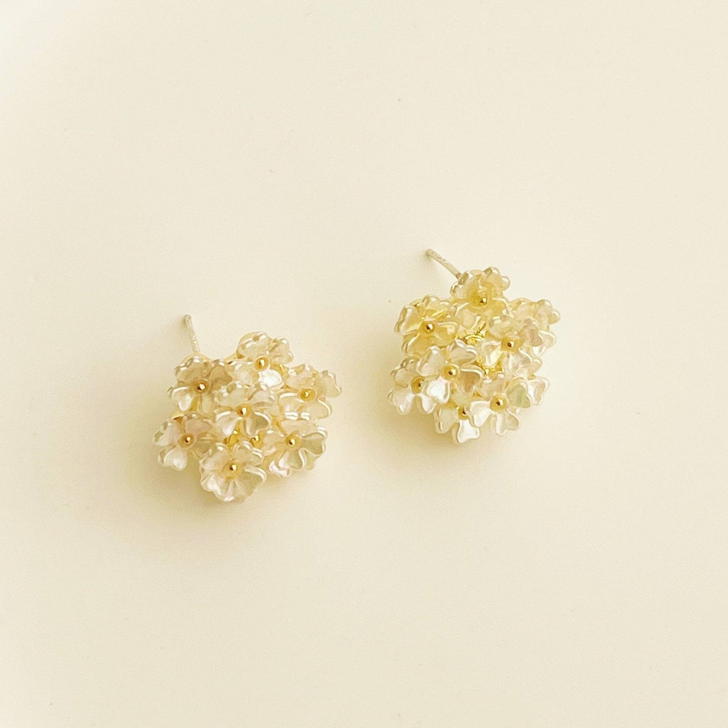 White Hydrangea Flower Statement Earrings-Ninaouity