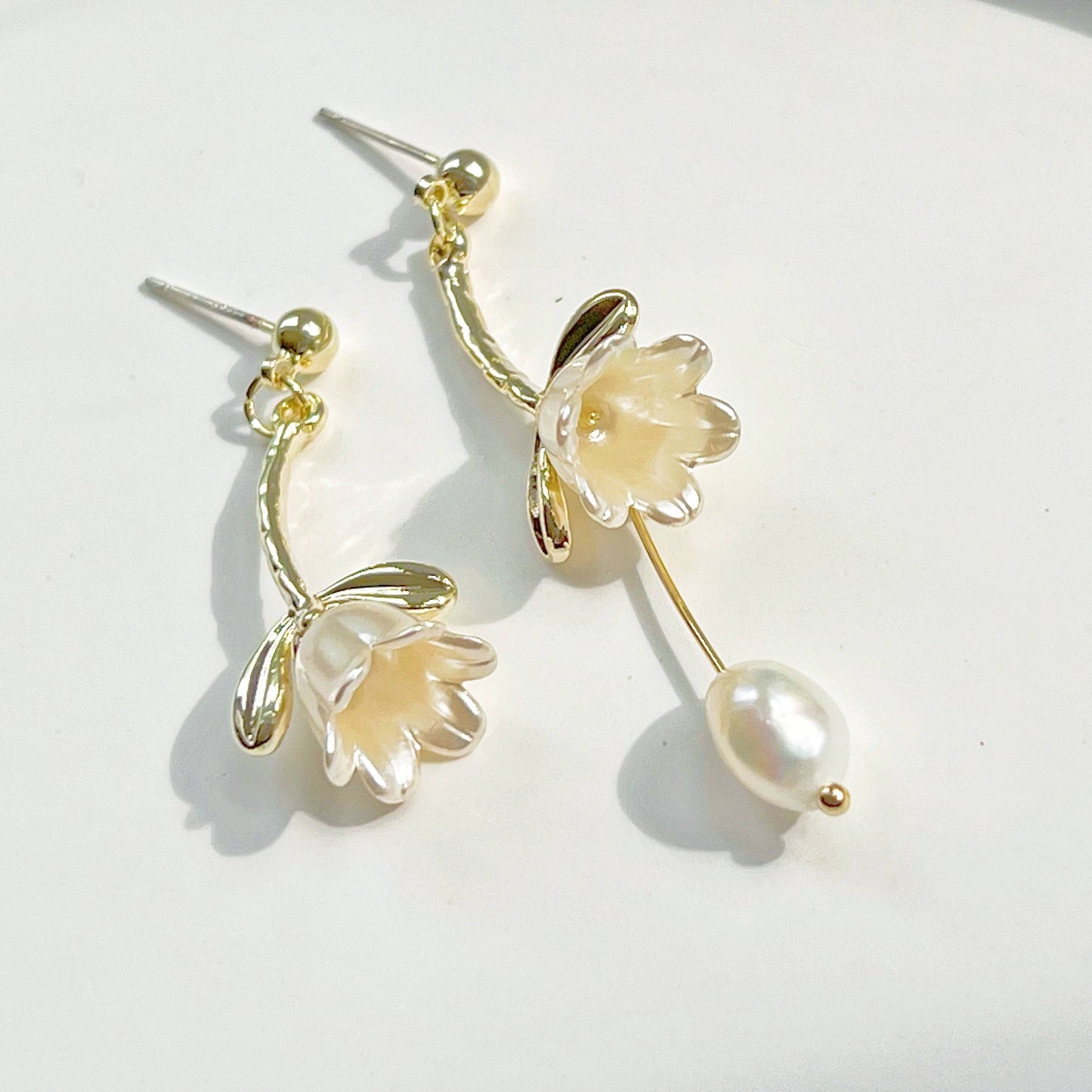 White Lily of the Valley Earrings - Bell Shape Flower with Pearl Drop Earrings-Ninaouity