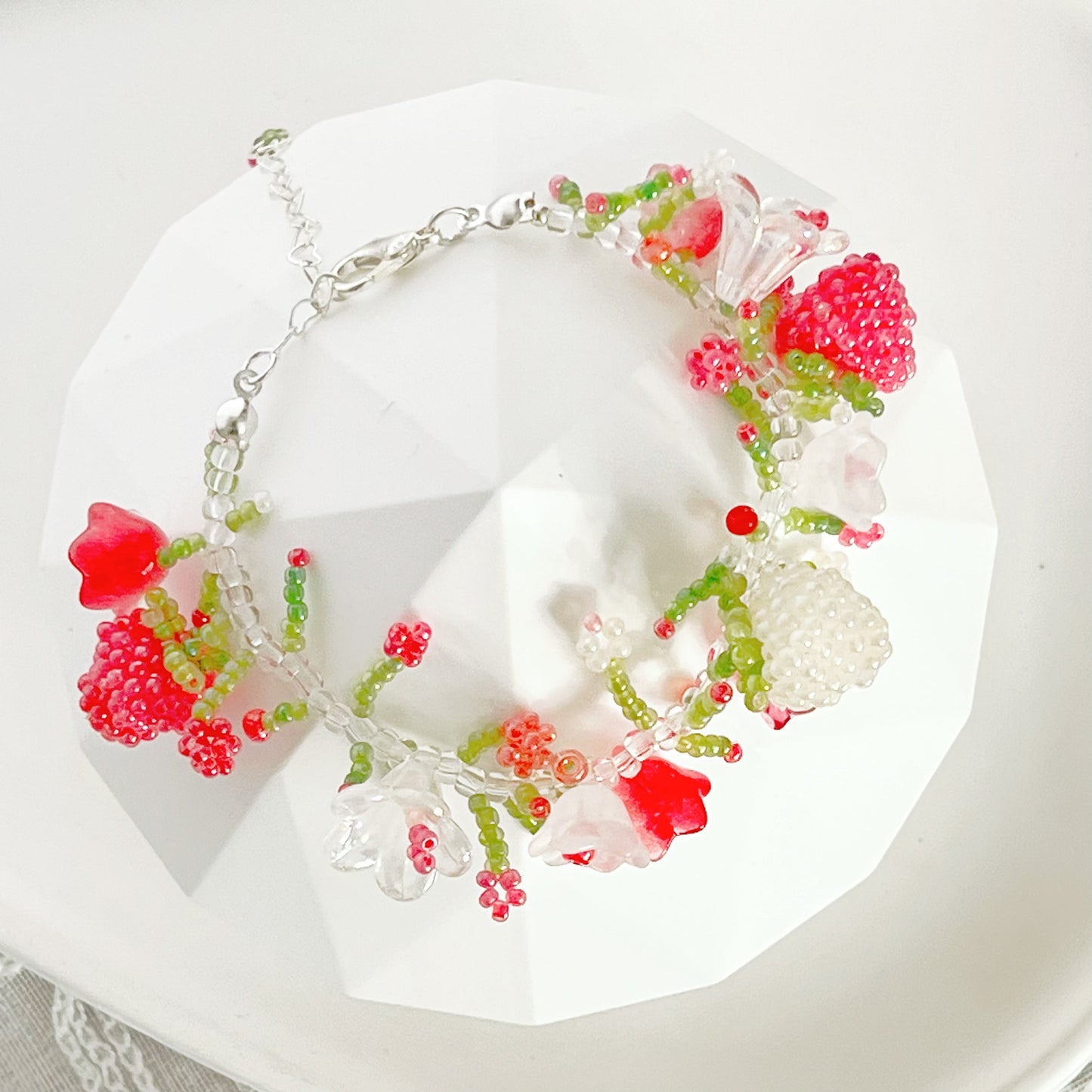 Wild Flowers and Berries Beaded Bracelet-Ninaouity