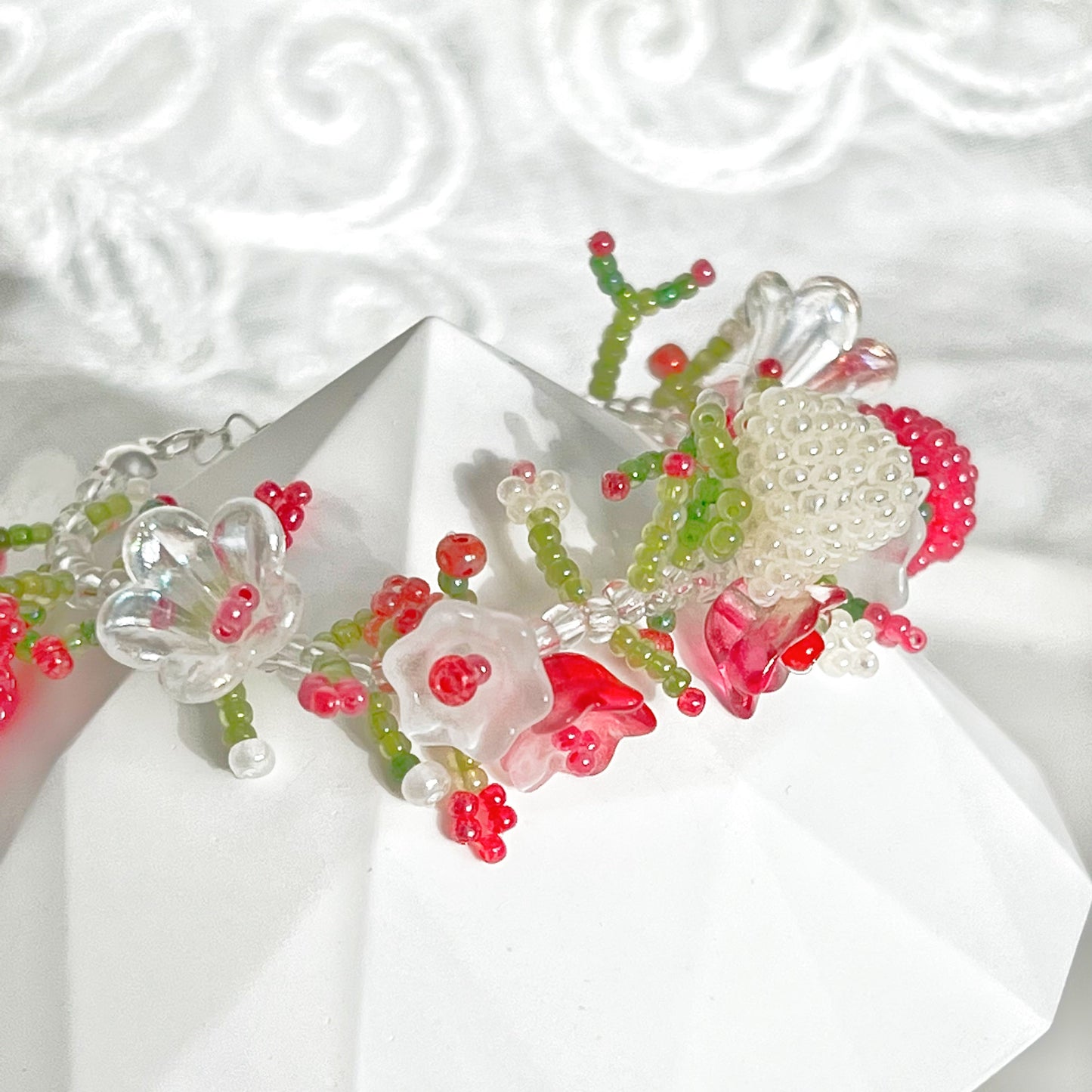 Wild Flowers and Berries Beaded Bracelet-Ninaouity