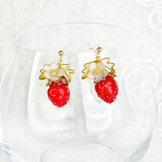 Handmade Strawberry Plant Earrings-Ninaouity