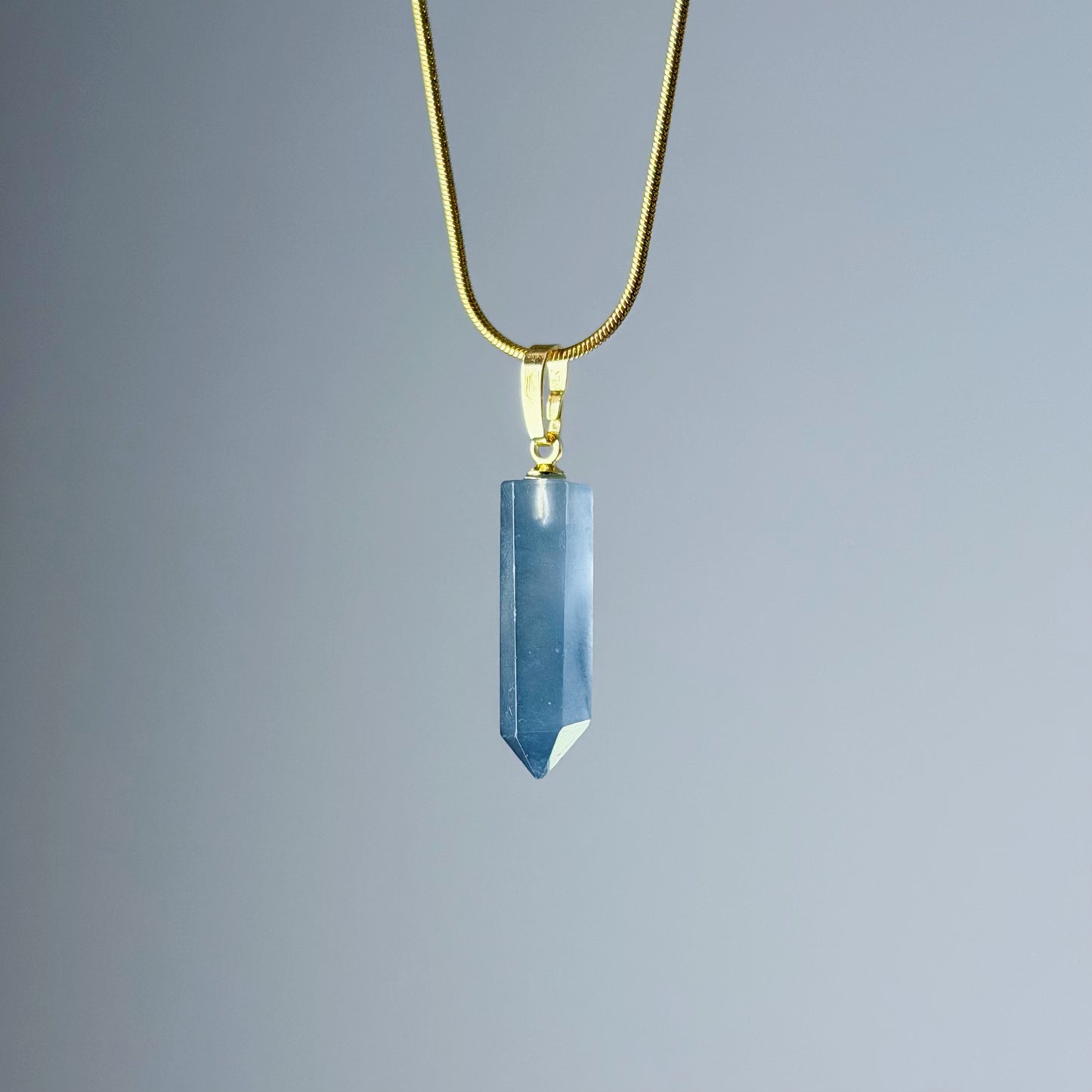 Quartzberry - Natural Dark Blue Rutilated Quartz Crystal Pendant Necklace - One-of-a-kind