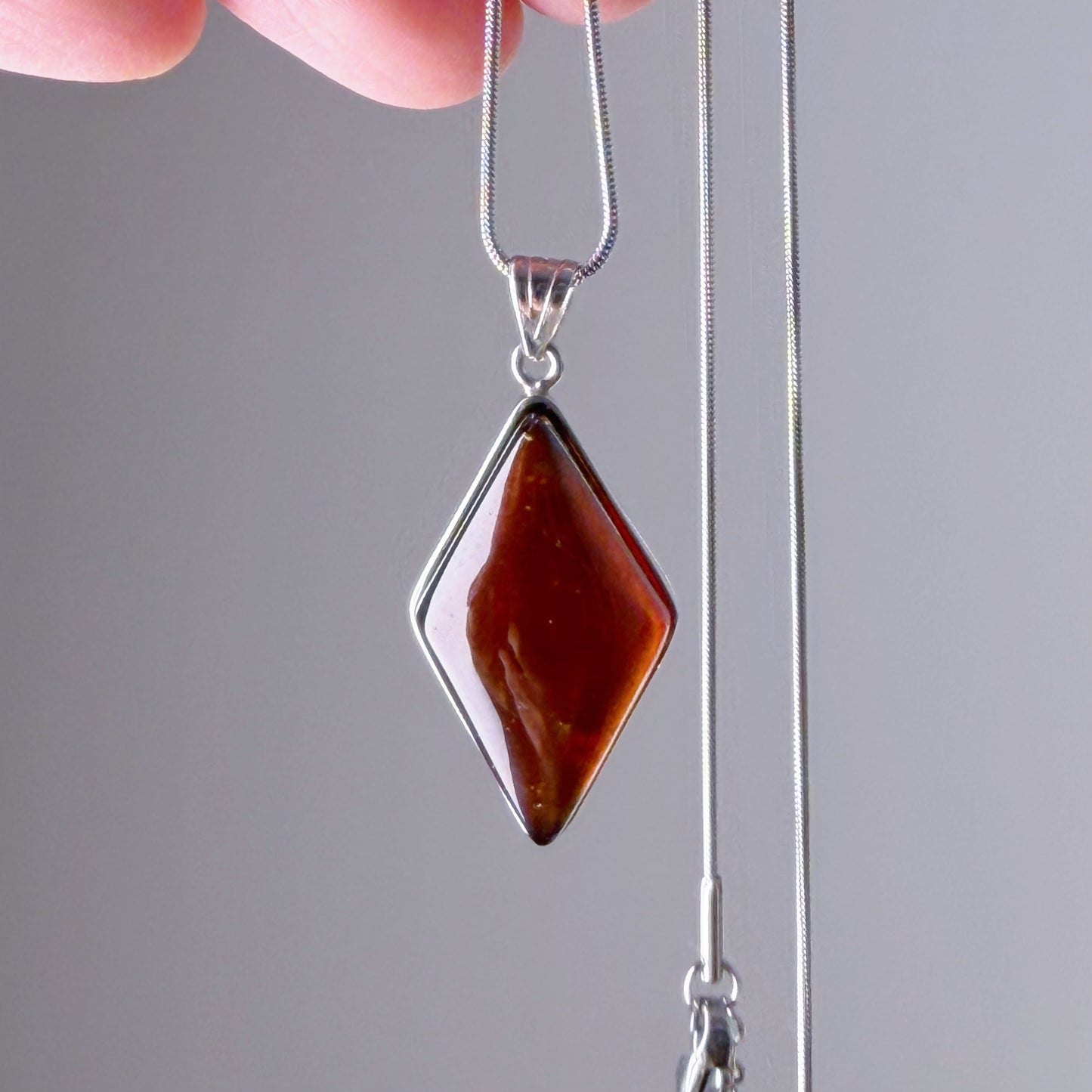 Quartzberry - Root Chakra Natural Red Garnet Diamond Shape Gemstone Crystal Necklace - One-of-a-kind