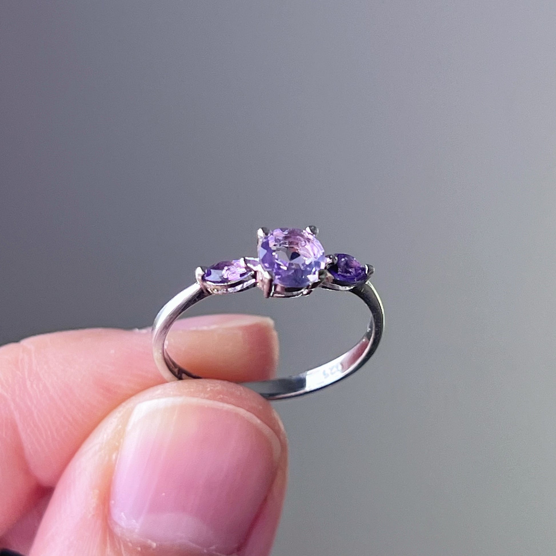 Natural Crystal Purple Amethyst Silver Ring-Ninaouity