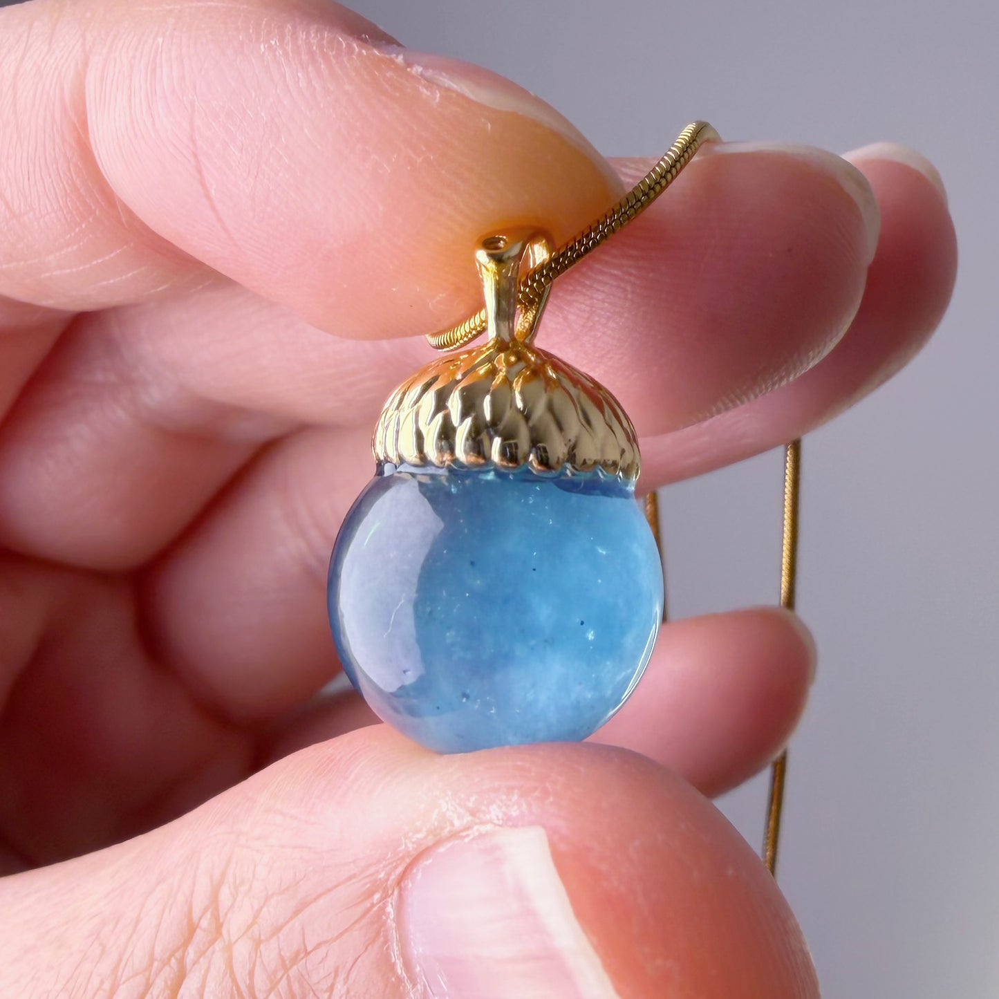 Handmade Natural Aquamarine Globe Acorn Pendant Necklace