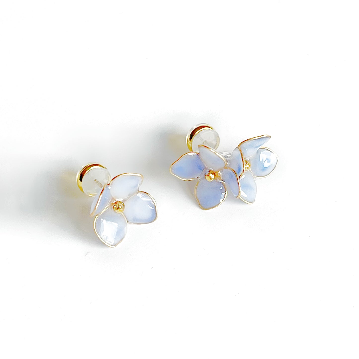 Blue Hydrangeas Flower Mismatch Stud Earrings-Ninaouity