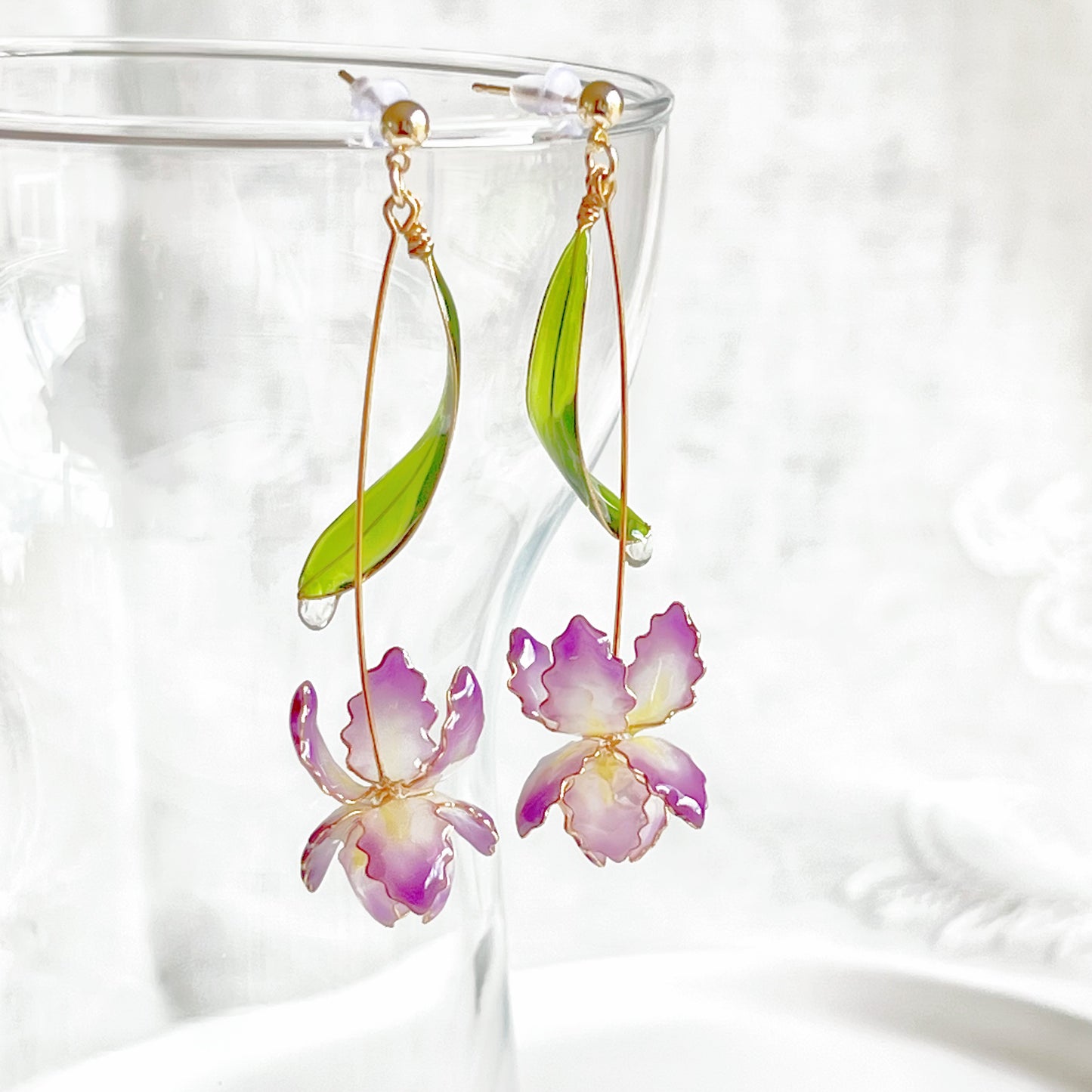 Handmade Purple Iris Flower Earrings-Ninaouity