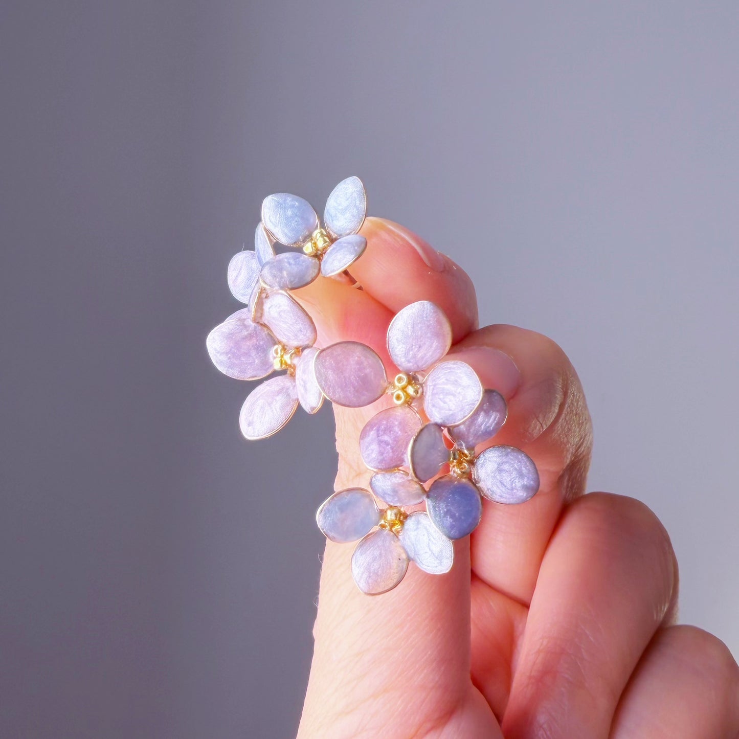 Handmade Shimmer Blue Purple Hydrangeas Flower Stud Earrings