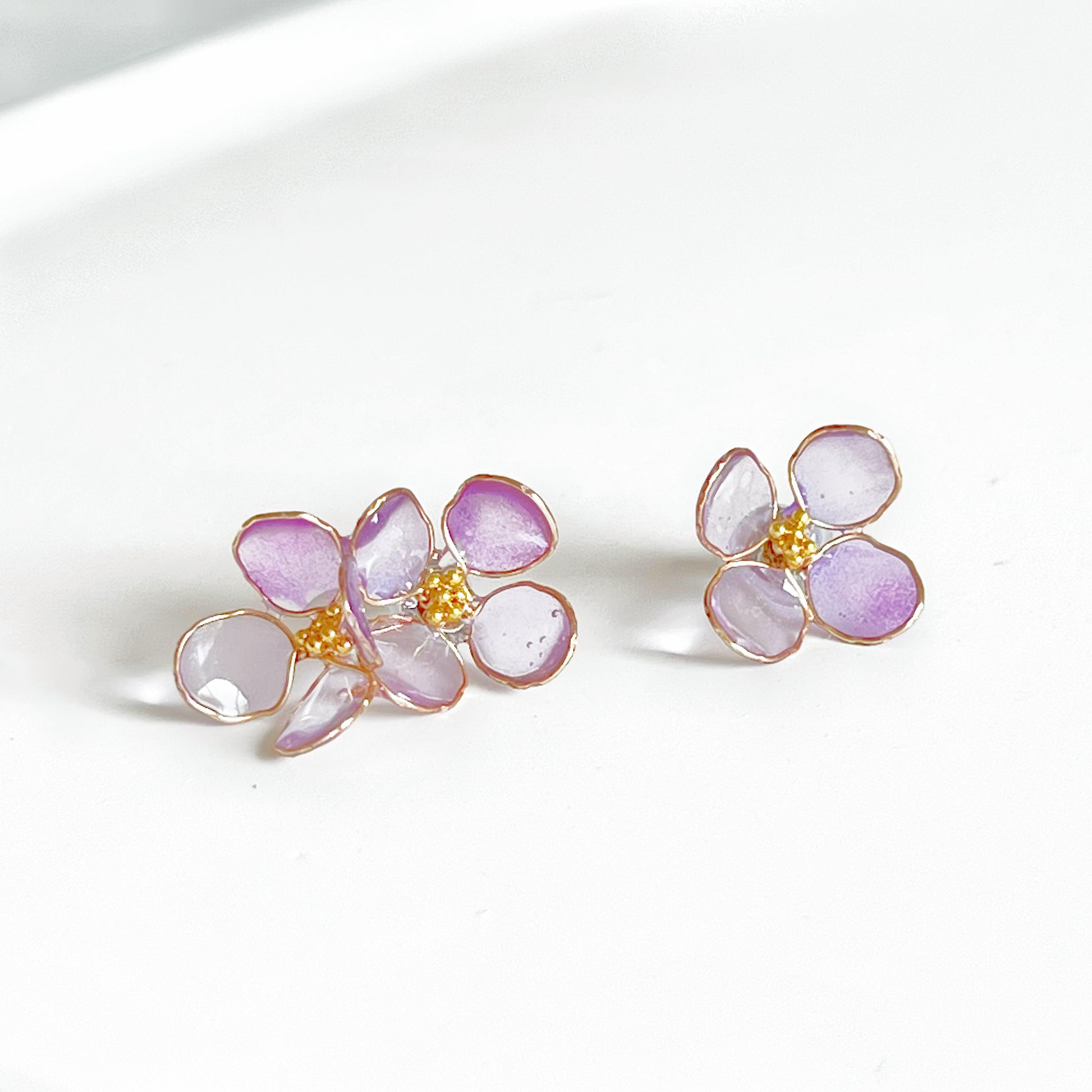 Handmade Purple Hydrangeas Flower Mismatch Earrings-Ninaouity